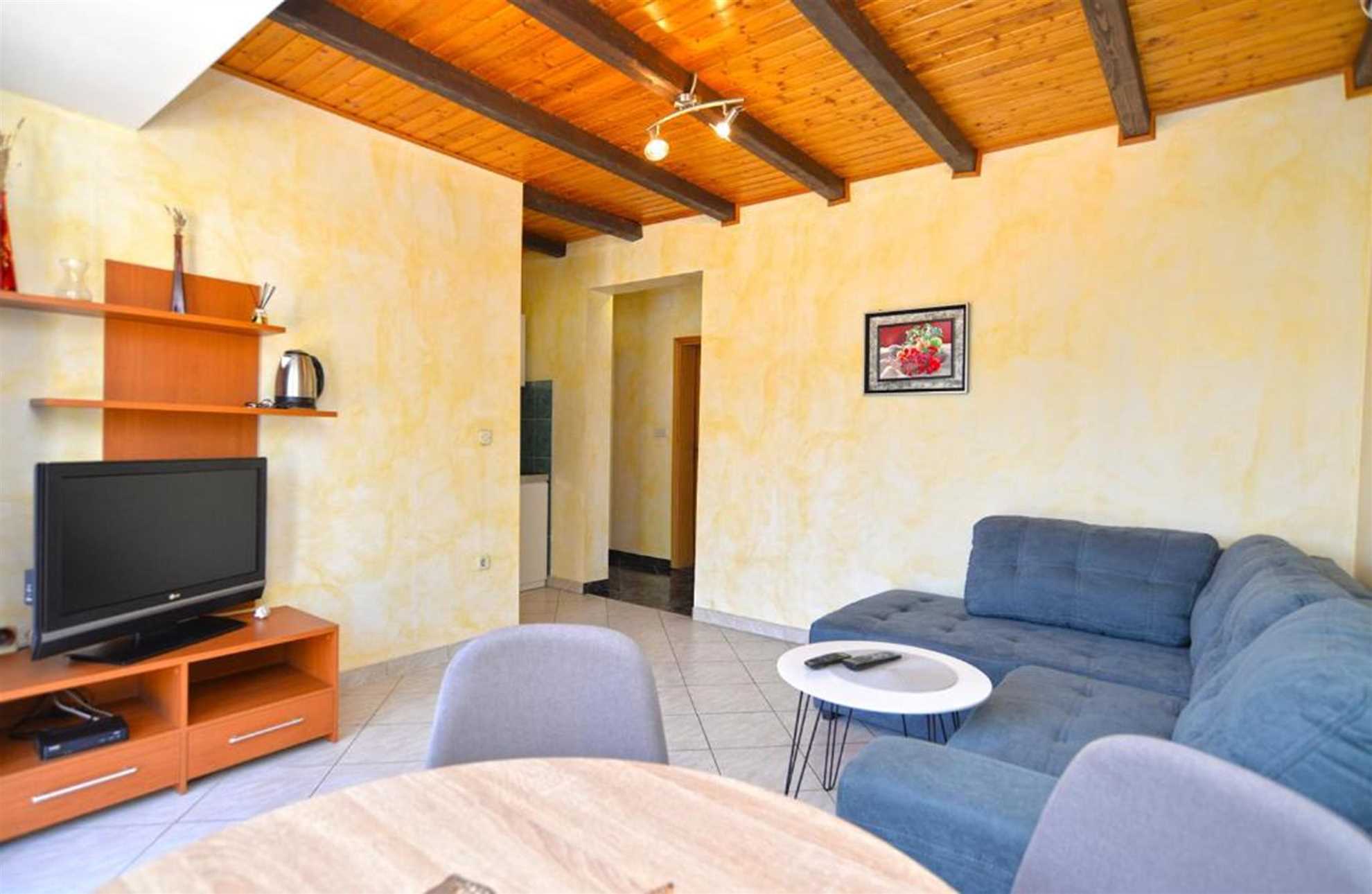 MARO Apartman sa 1 Spavaćom Sobom s Balkonom 2