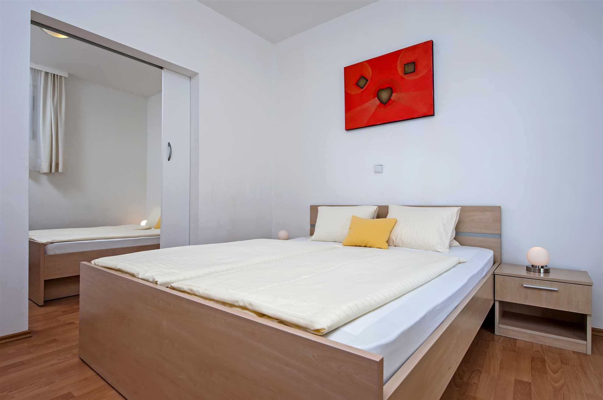 MARKO Apartman sa 2 Spavaće Sobe s Balkonom 2