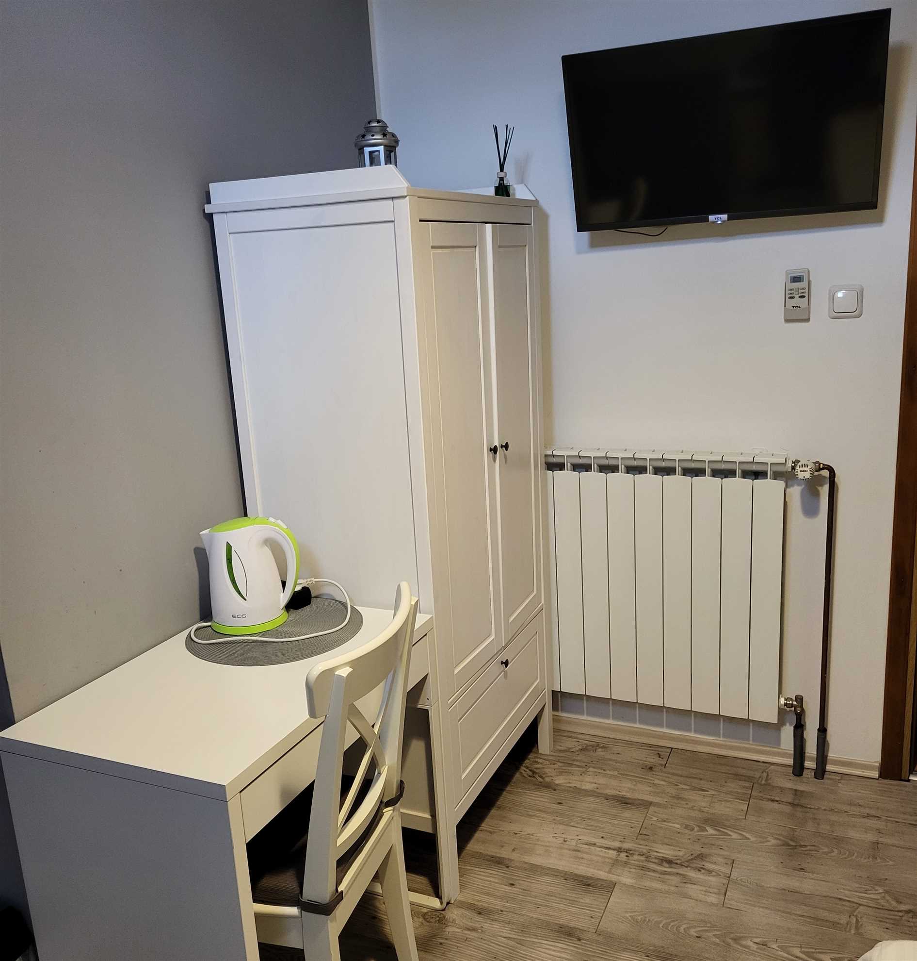Room 3 - room with two beds and roof window