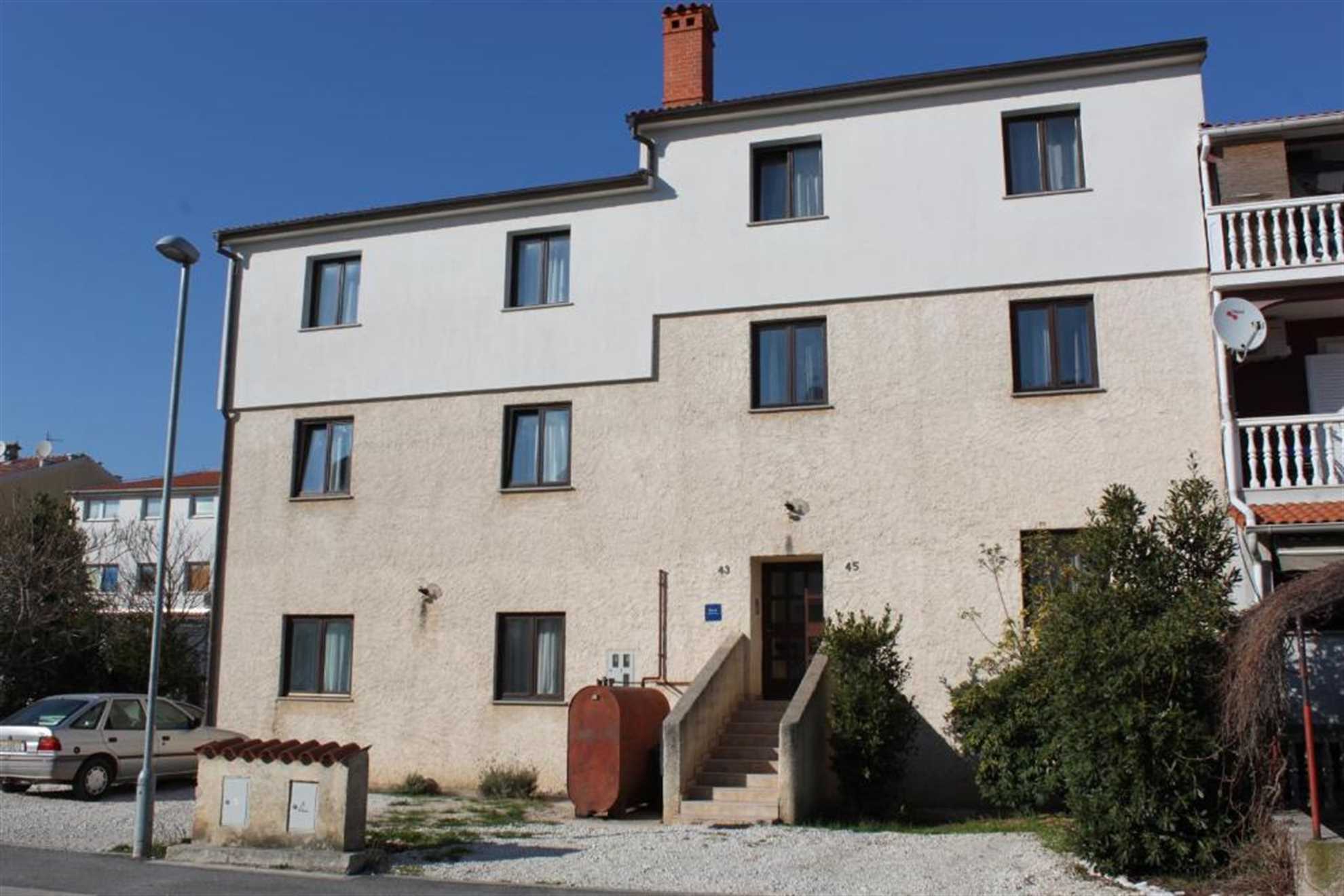 Apartmant in quiet neighbourhood Gregovica