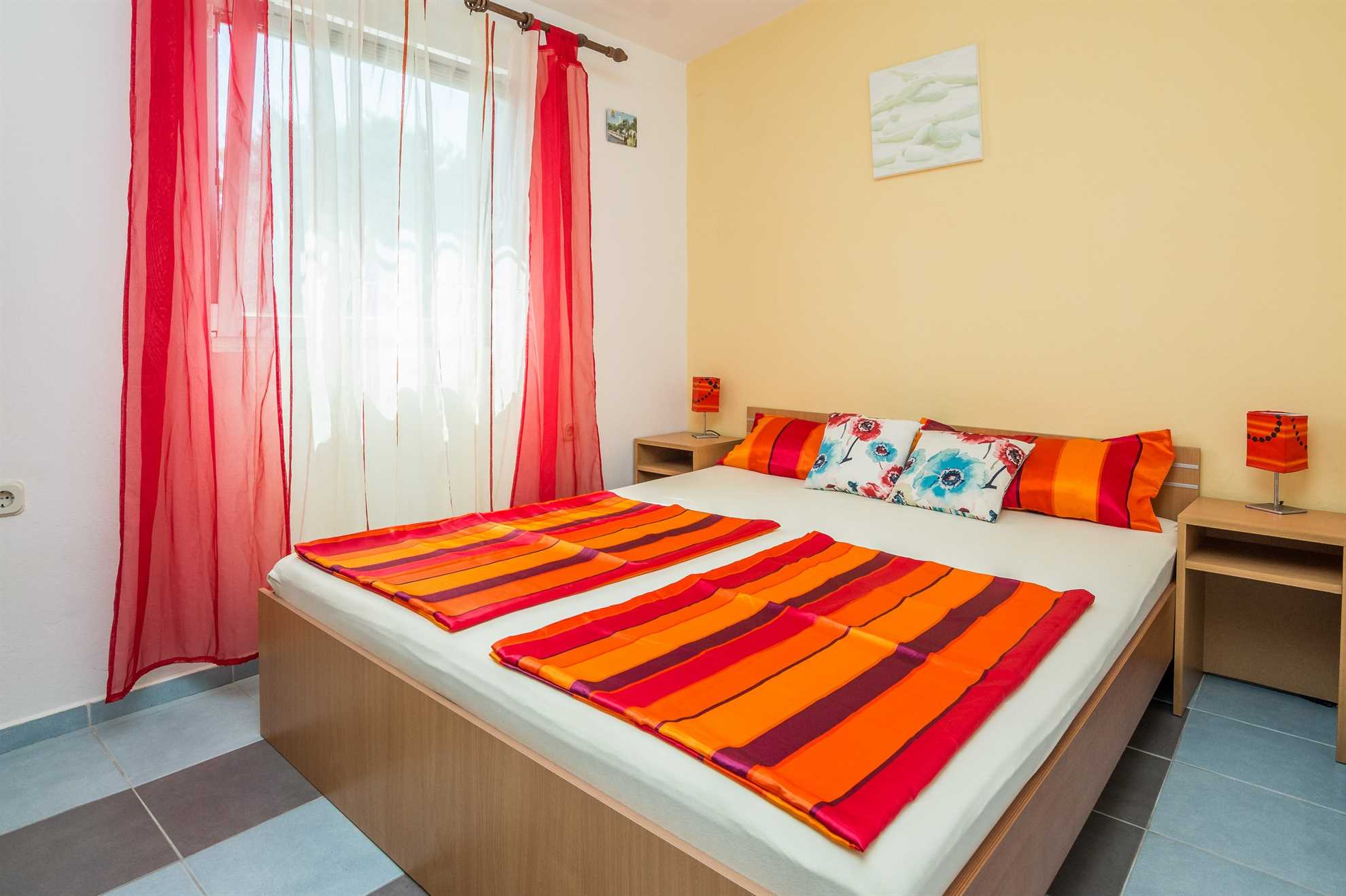 Fully equipped apartment for 4-5 persons | 800 m from the beach
