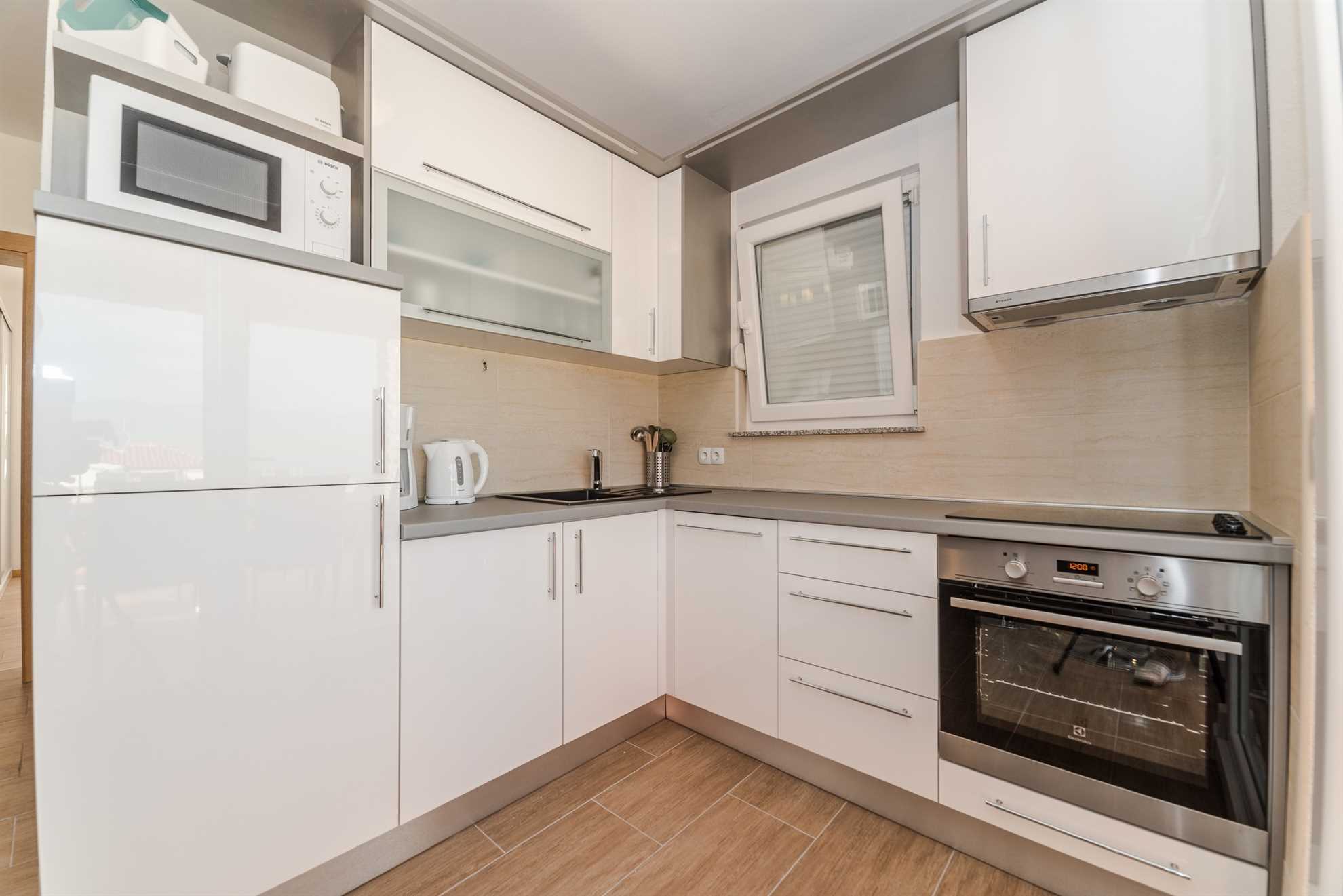 Air-conditioned holiday apartment | 4-6 persons | 80 meters from sea