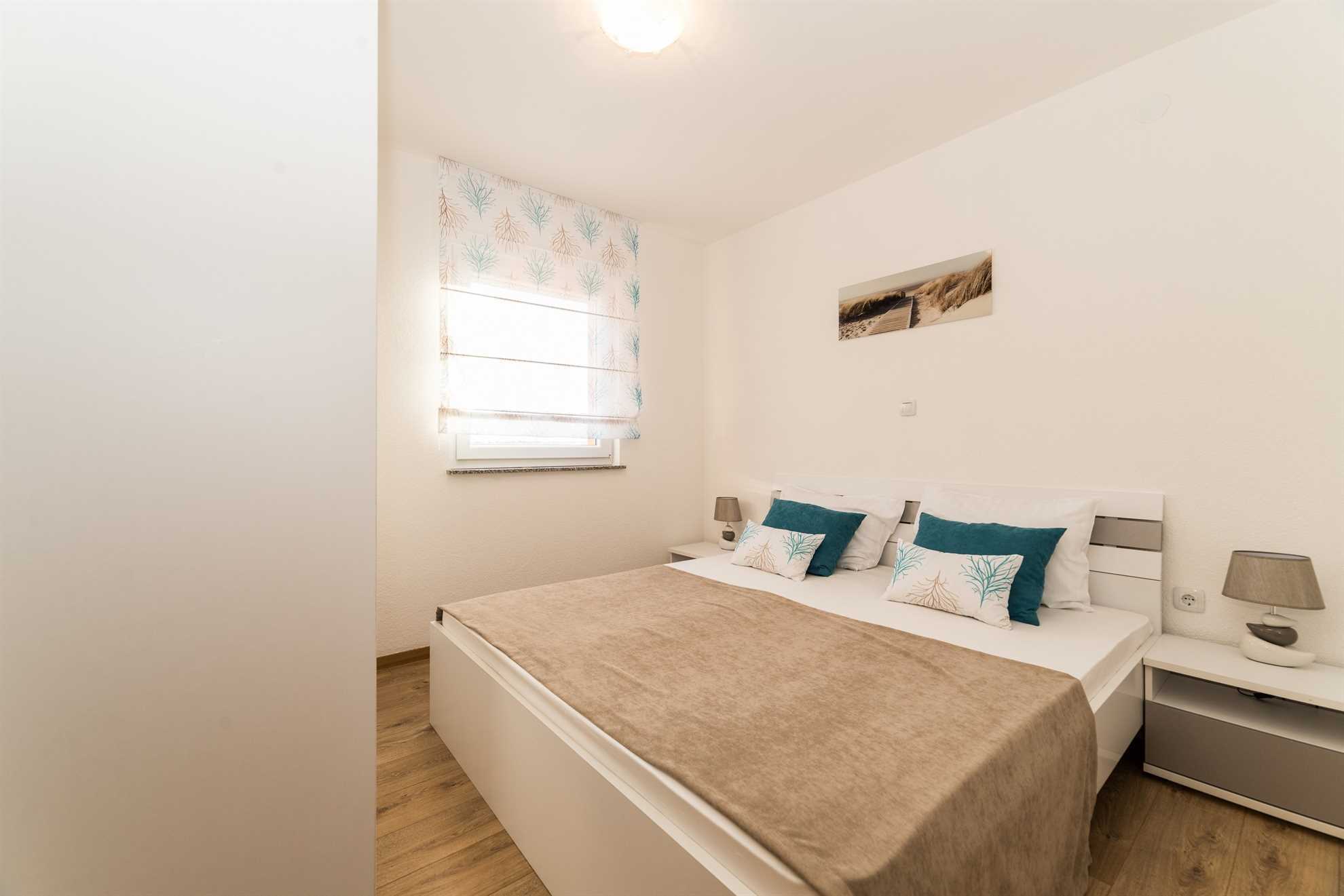 Air-conditioned holiday apartment | 4-6 persons | 80 meters from sea