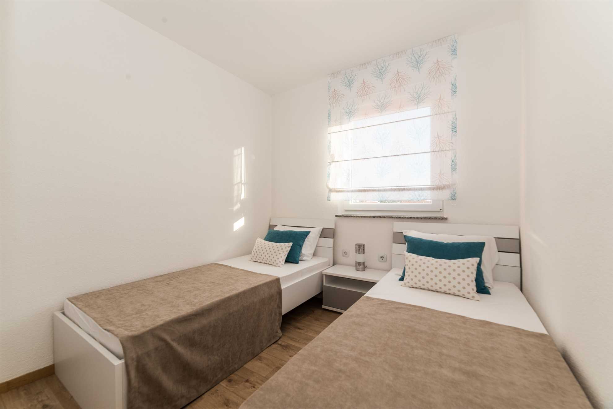 Air-conditioned holiday apartment | 4-6 persons | 80 meters from sea