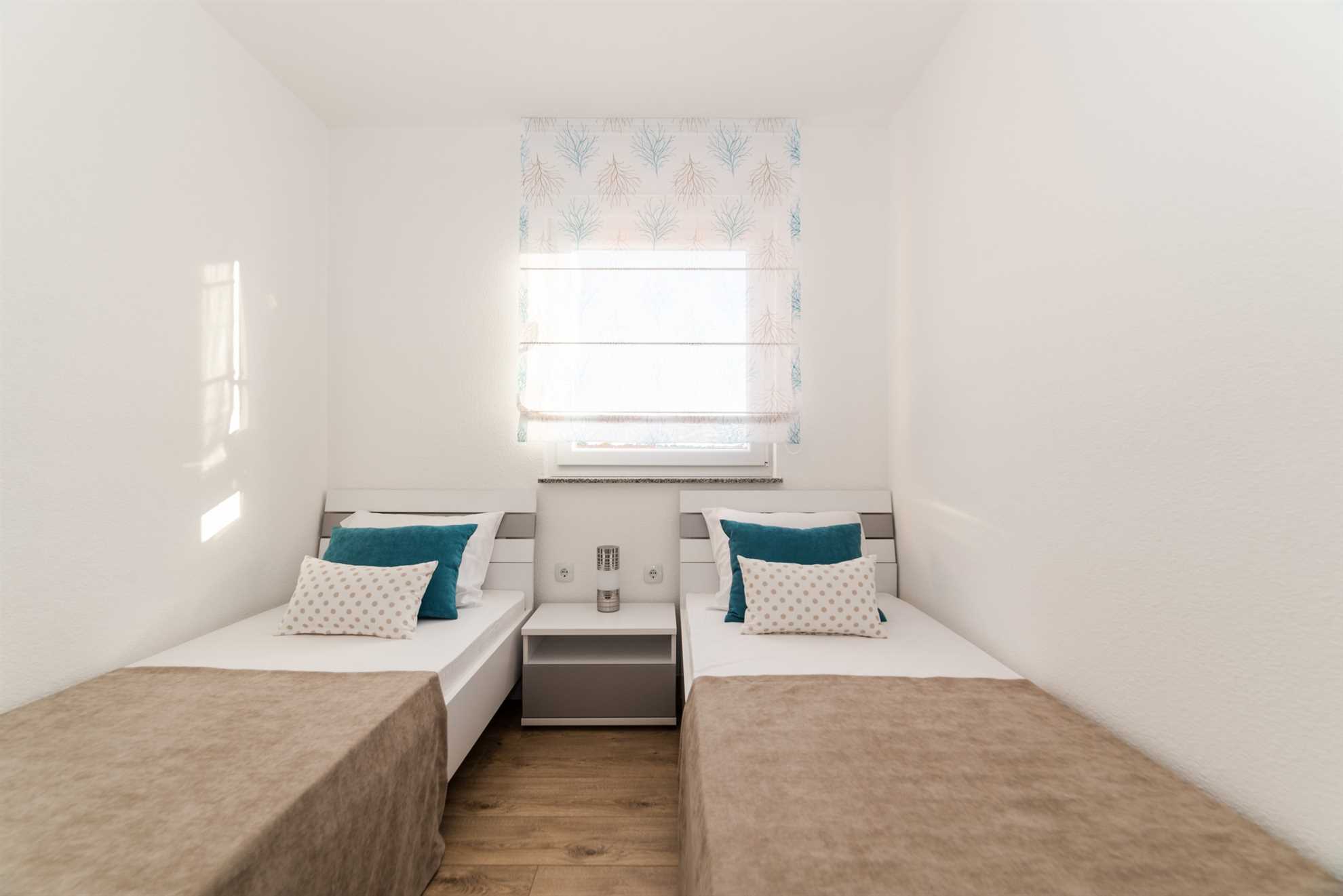 Air-conditioned holiday apartment | 4-6 persons | 80 meters from sea