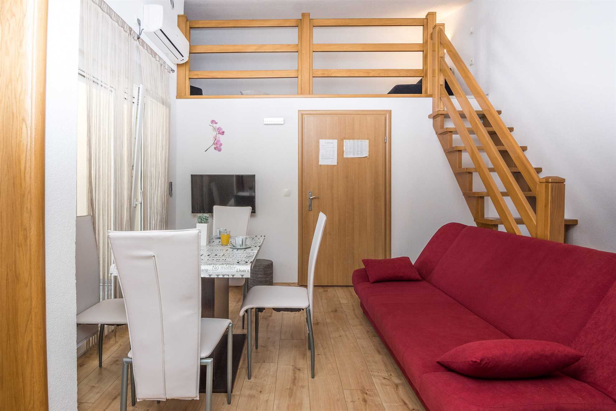 Air-conditioned apartment | 27m2 | for 2-4 | SAT-TV, Wi-Fi, BBQ