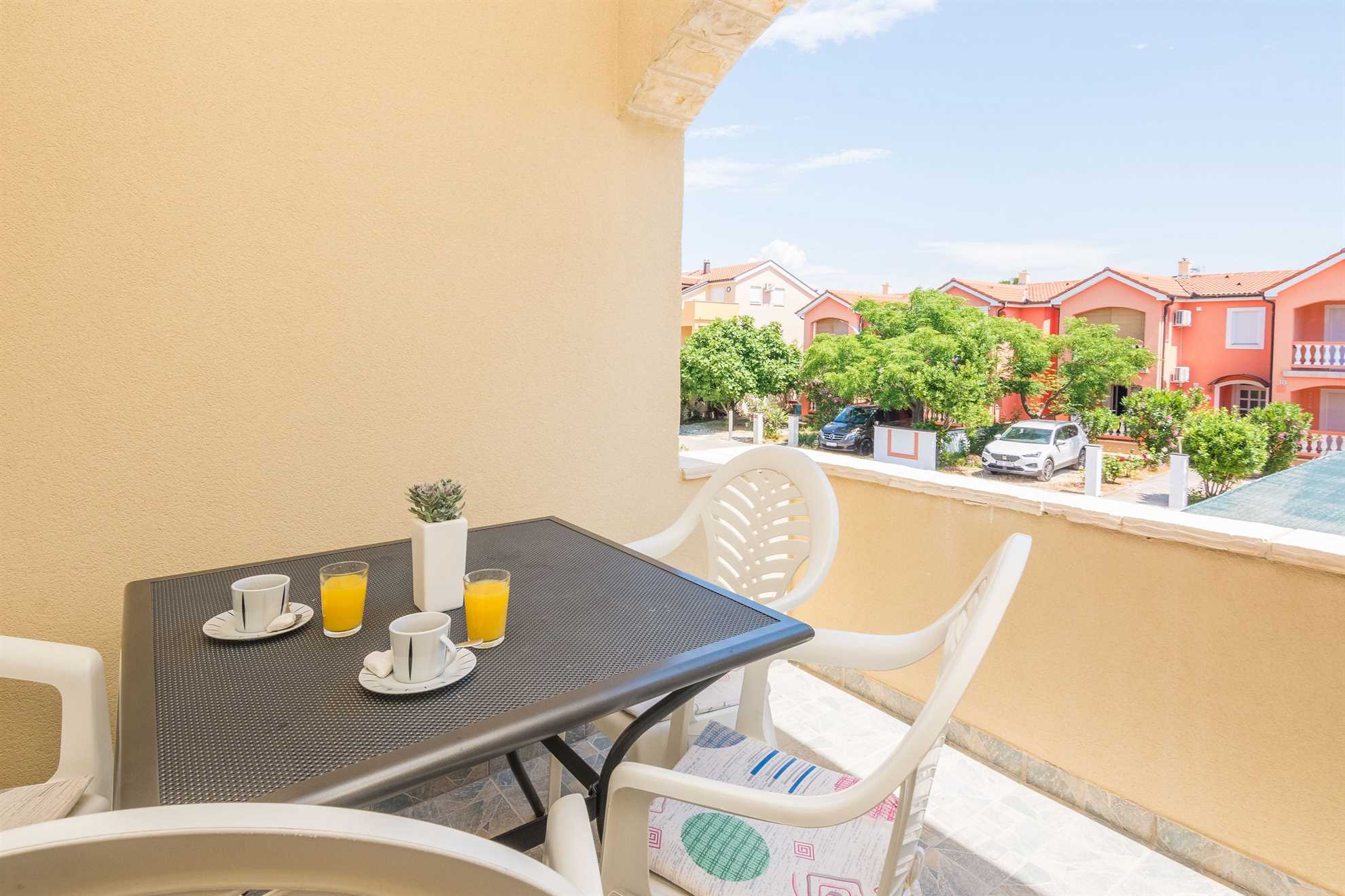 Air-conditioned apartment | 27m2 | for 2-4 | SAT-TV, Wi-Fi, BBQ