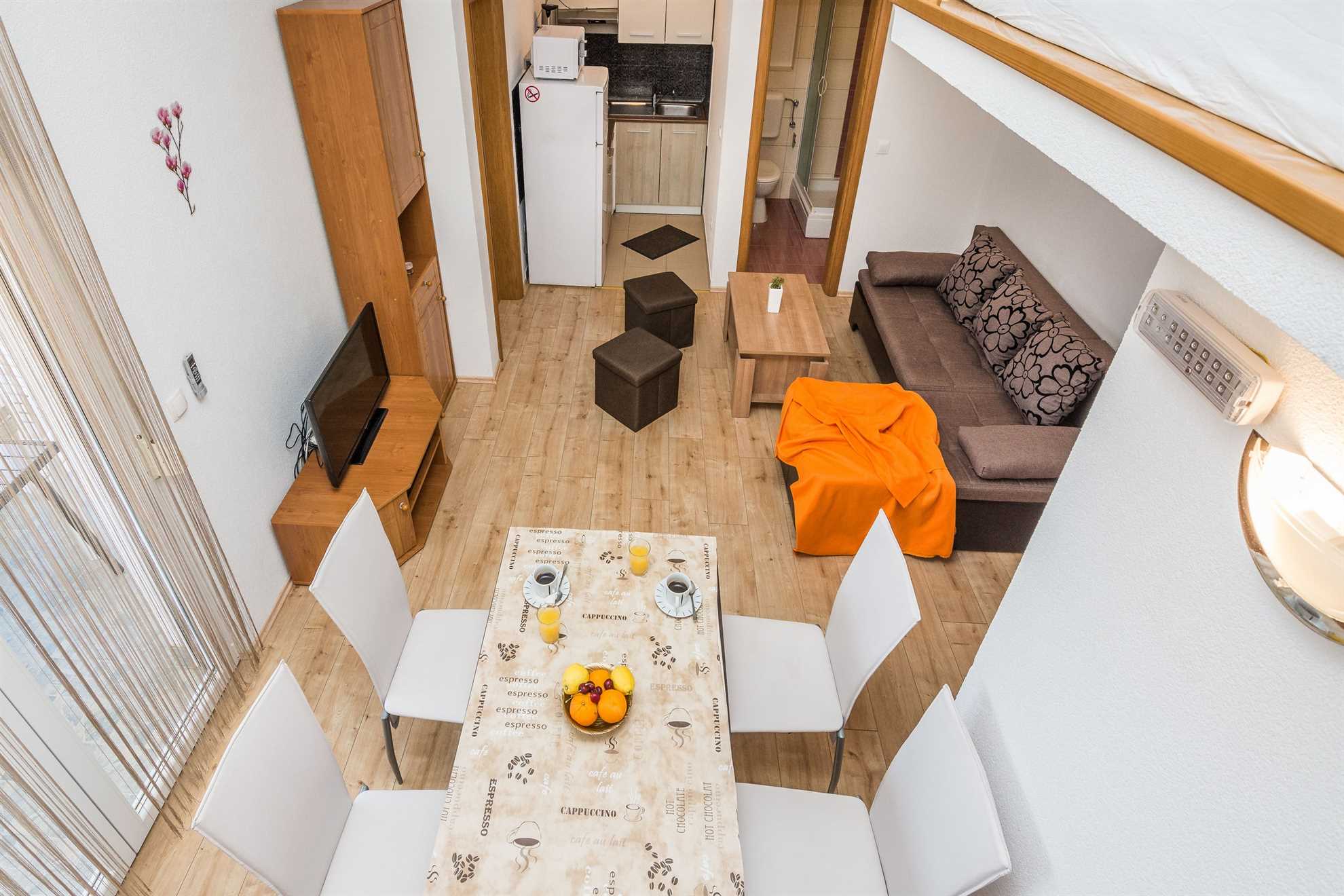 Apartment for 2-4 persons | Air conditioning, satellite TV, Internet