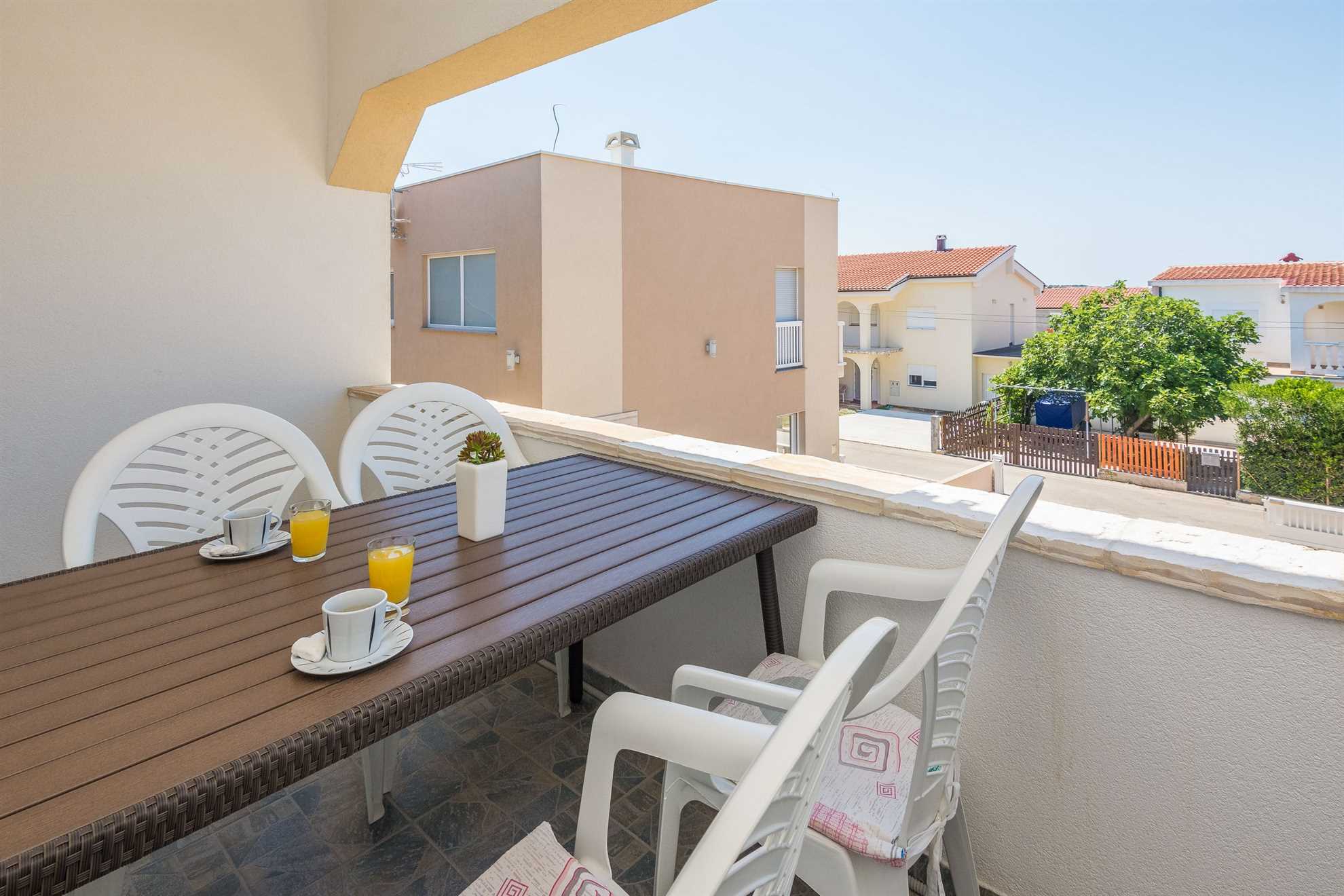 Apartment for 2-4 persons | Air conditioning, satellite TV, Internet