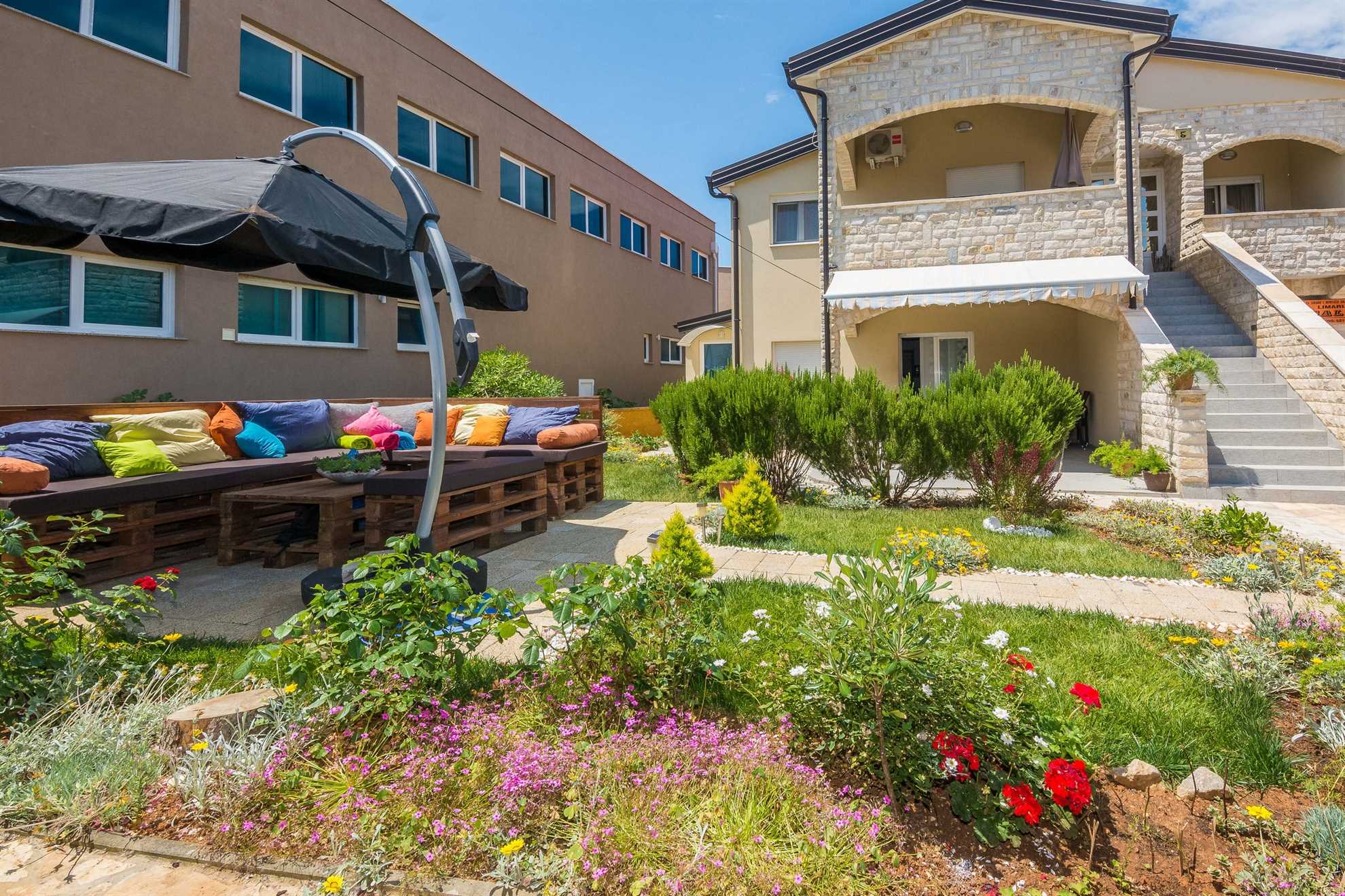 Apartment for 2-4 persons | Air conditioning, satellite TV, Internet