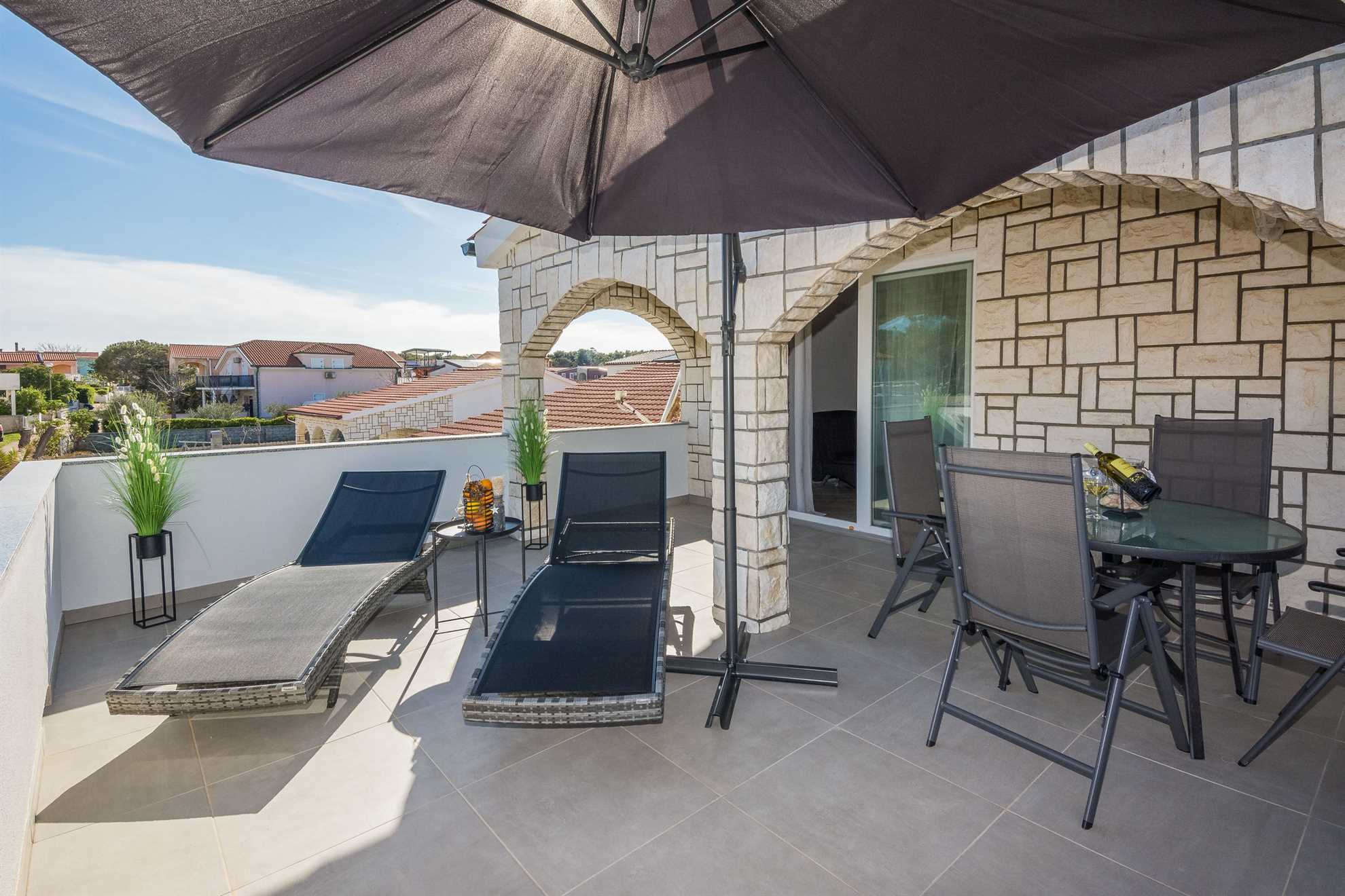 Studio Apartment | 2-3 pers | Air conditioning and satellite TV | 100m from the beach