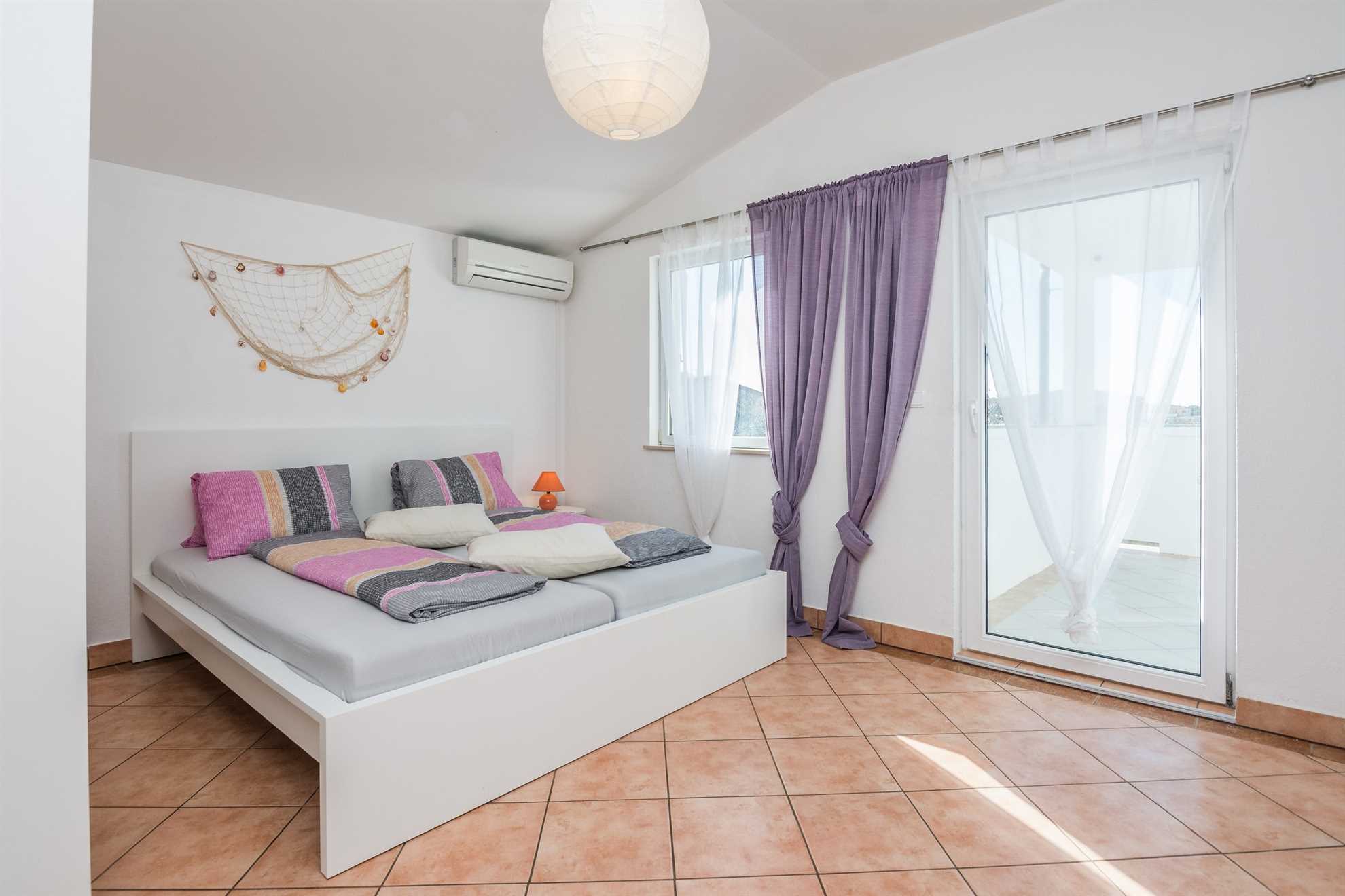 Studio Apartment | 2-3 pers. | 100m from the beach | Air conditioning, satellite TV