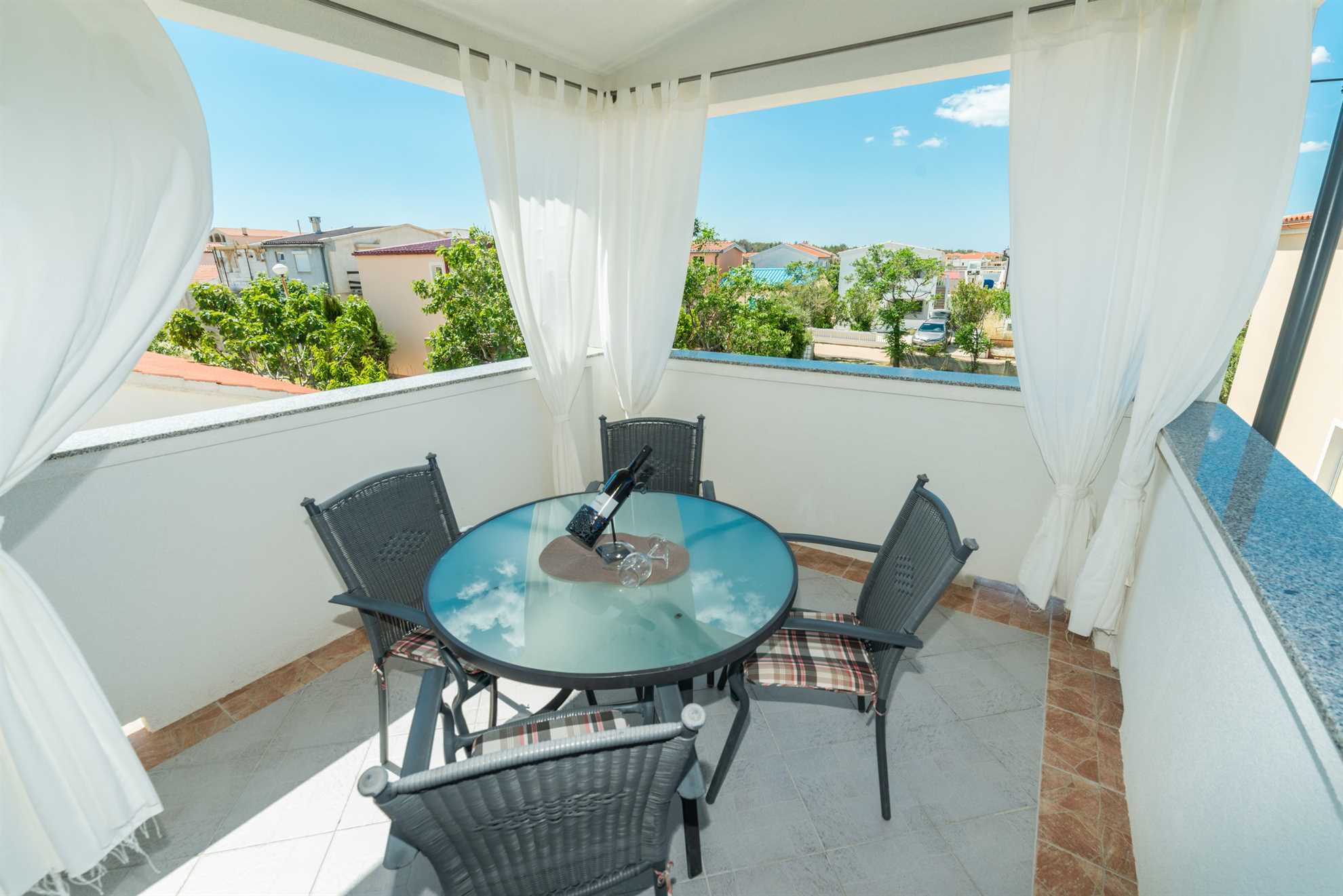 Studio Apartment | 2-3 pers. | 100m from the beach | Air conditioning, satellite TV
