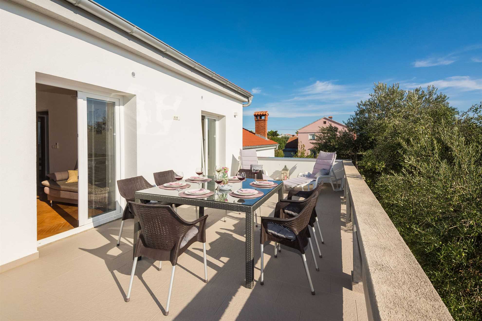 Apartment for 4-6 persons | Air conditioning, satellite TV and internet