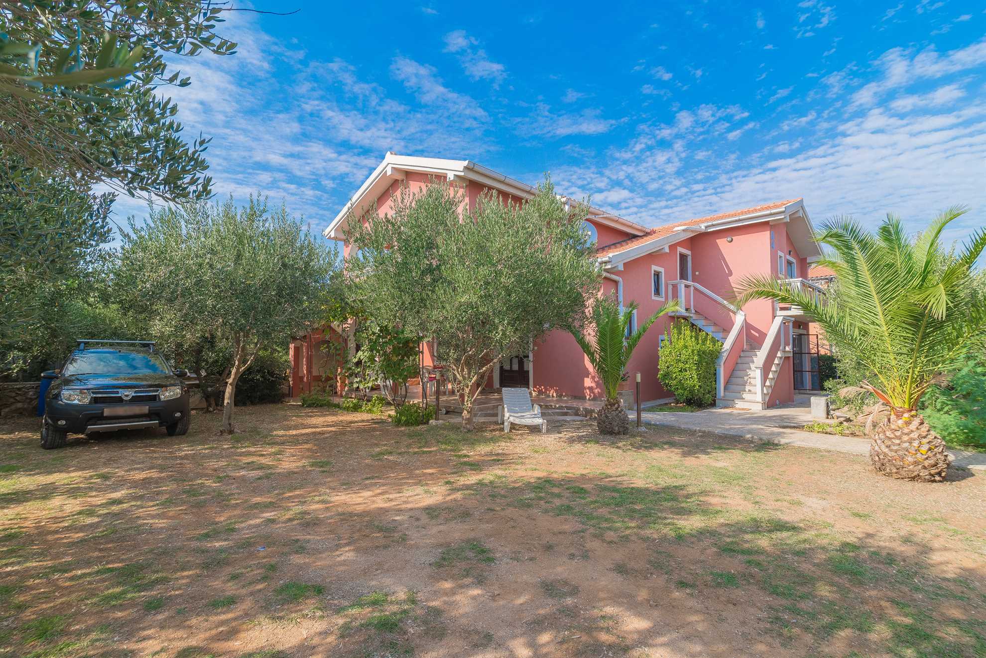 Apartment for 4-5 persons | Air conditioning, satellite TV and internet