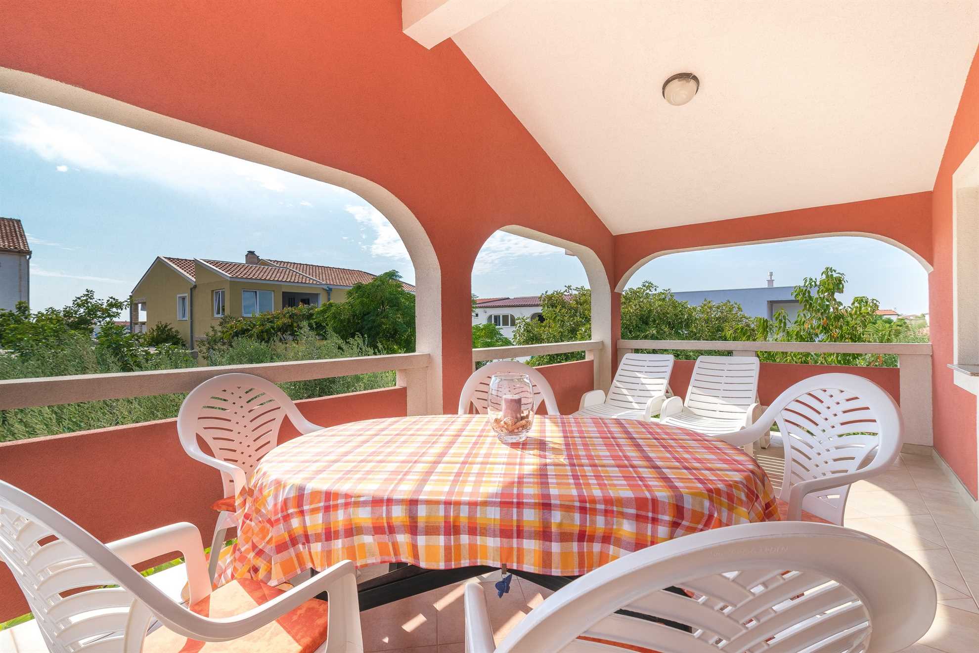 Apartment for 4-5 persons | Air conditioning, satellite TV and internet