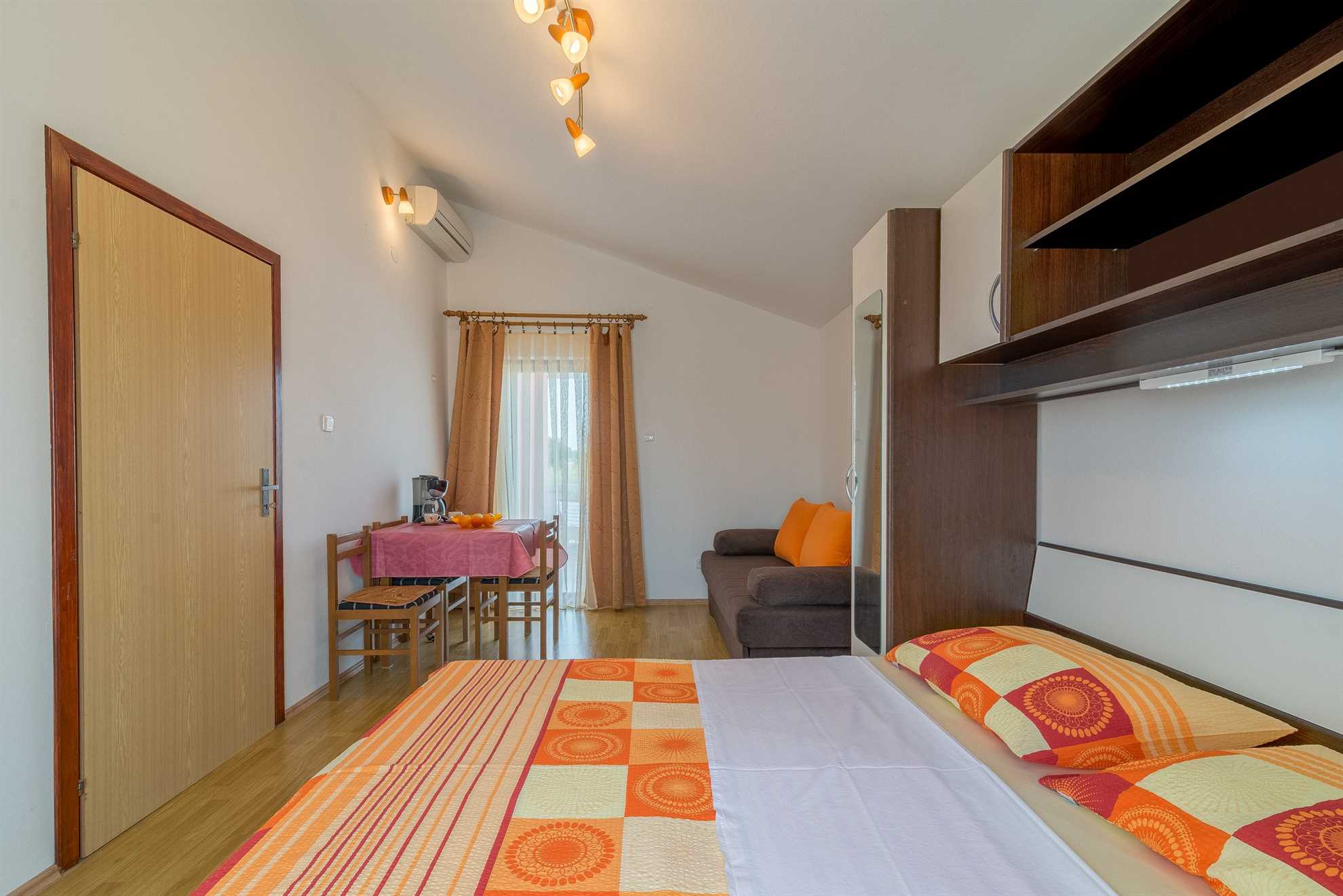 Apartment for 2-3 persons | Air conditioning, satellite TV and internet