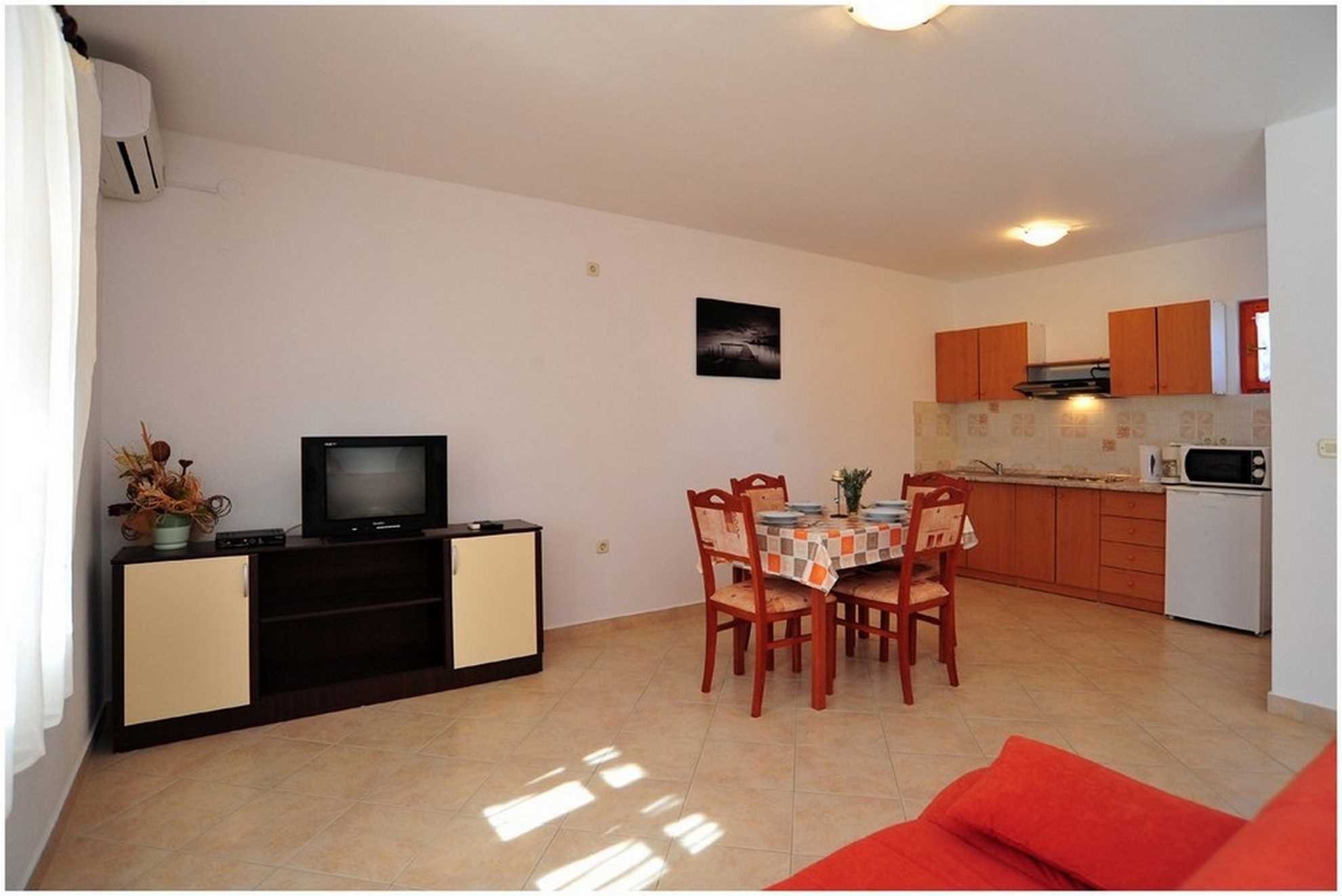 Pool & Meer | Ferienwohnung für 4-6 Pers | Klima, Sat-Tv, WLAN