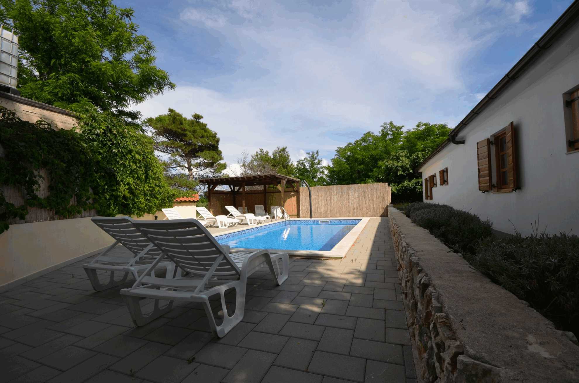 Pool & Meer | Ferienwohnung für 4-6 Pers | Klima, Sat-Tv, WLAN
