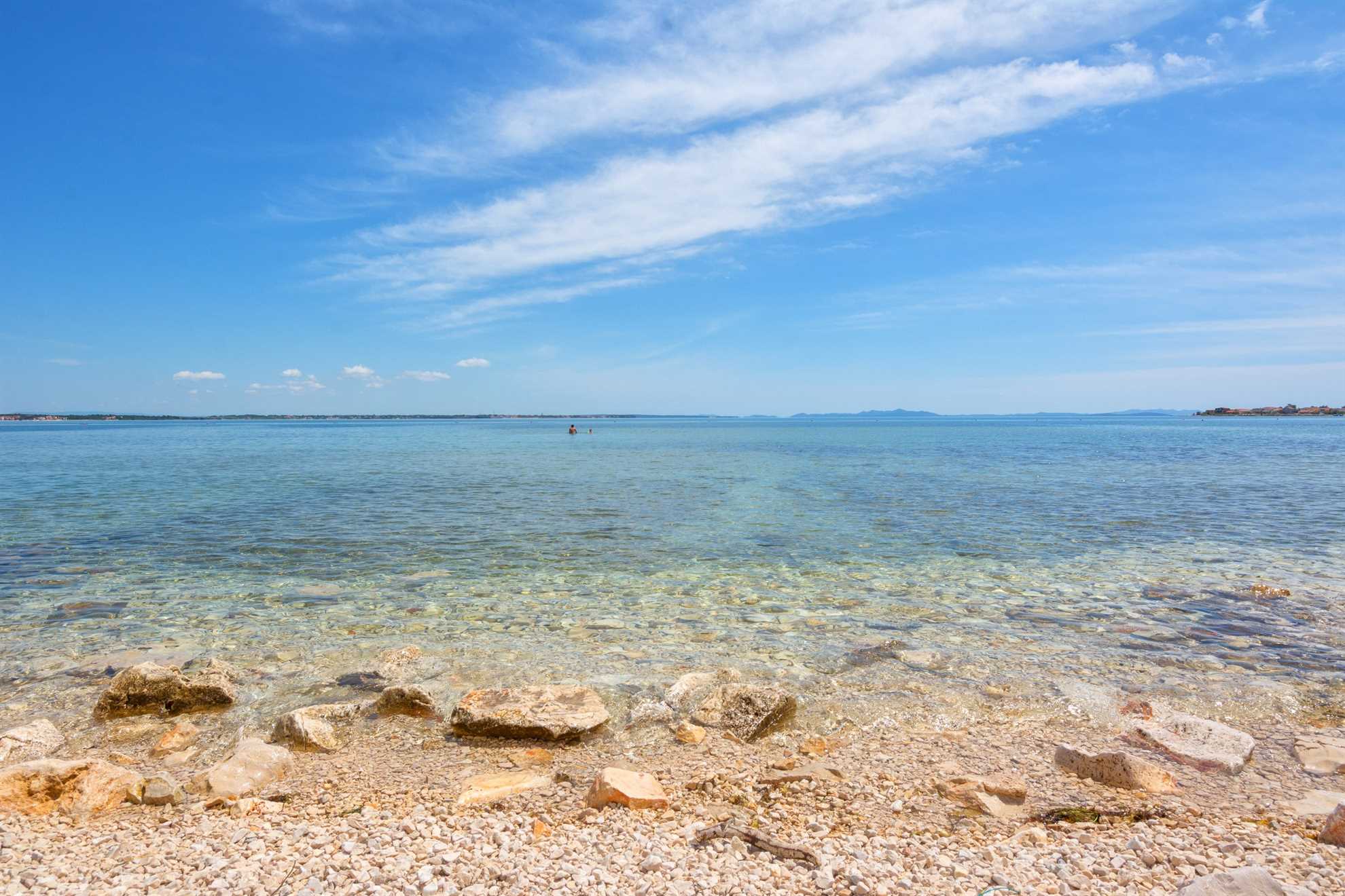 Apartment with pool | Sea view | quiet location | for 4 per.