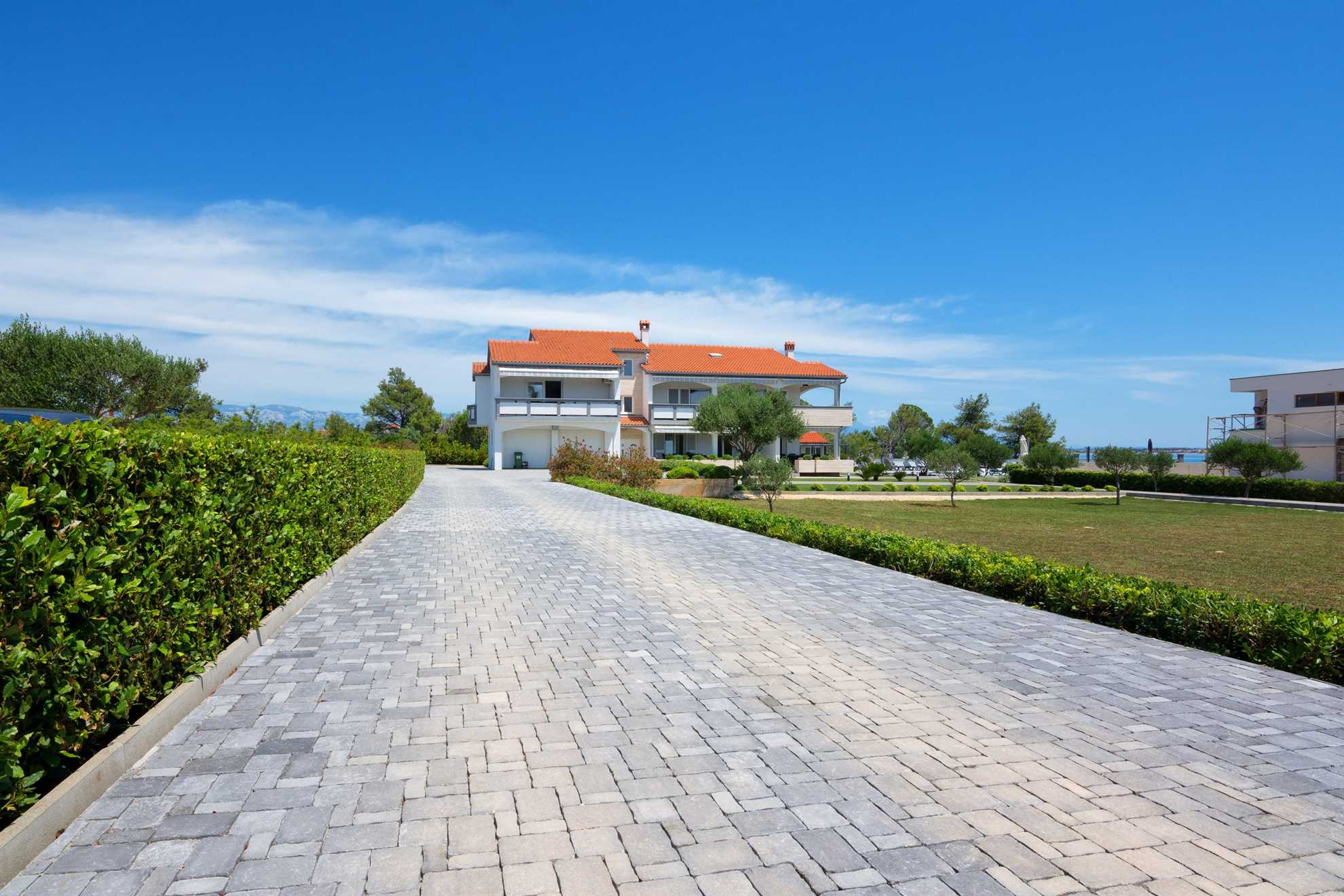 Luxurious apartment with pool | quiet location | Sea view | for 6 pers.