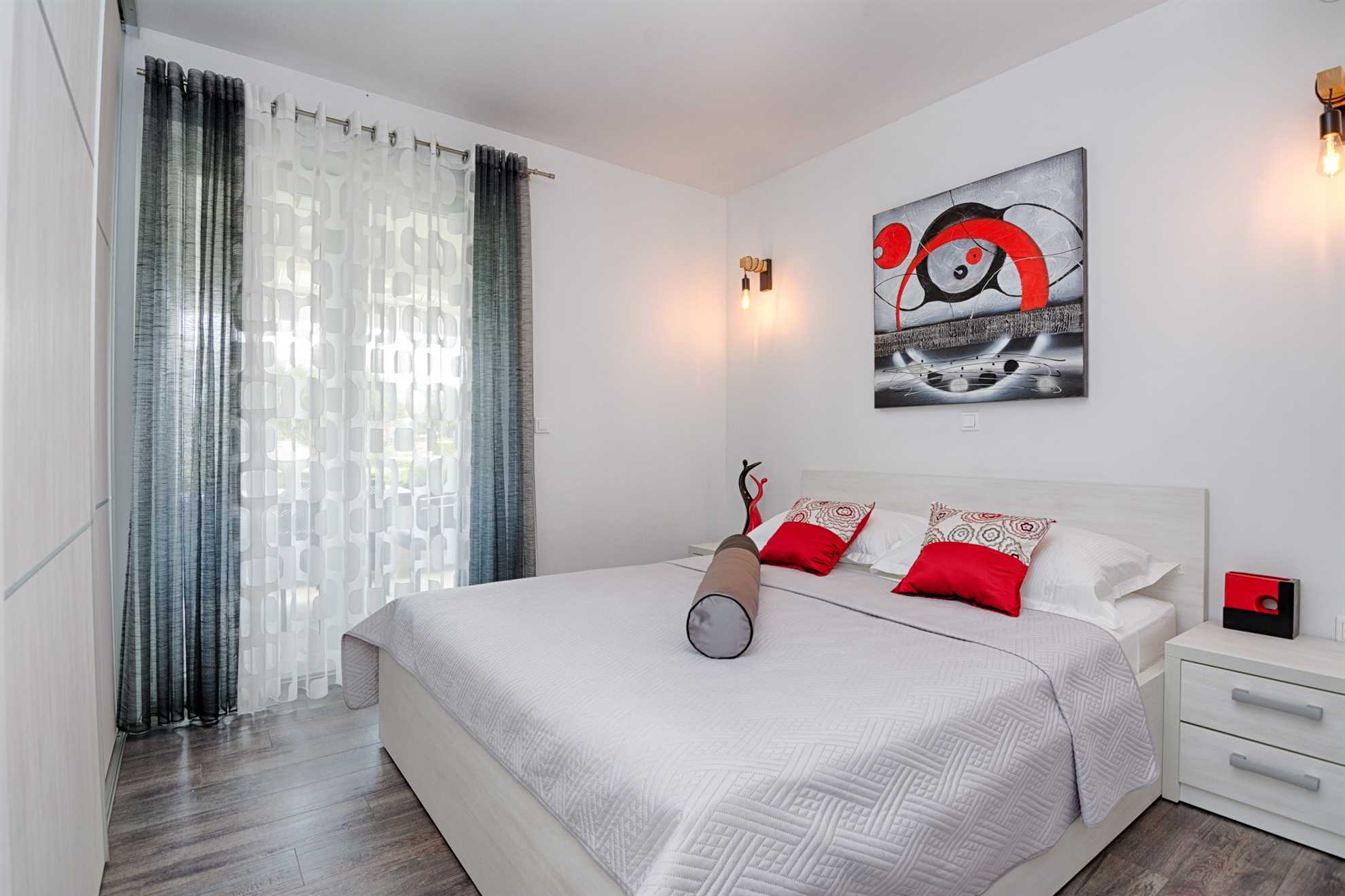 Modern apartment with pool | quiet location | Sea view | for 4 per.