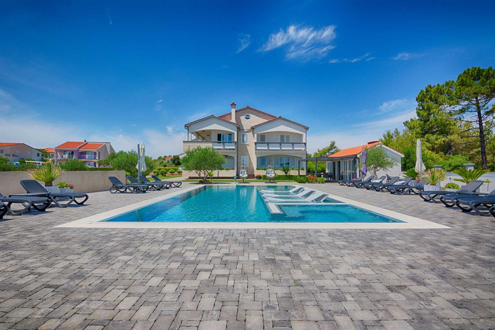Newly furnished apartment with pool | Quiet location | Sea view | for 6 per.