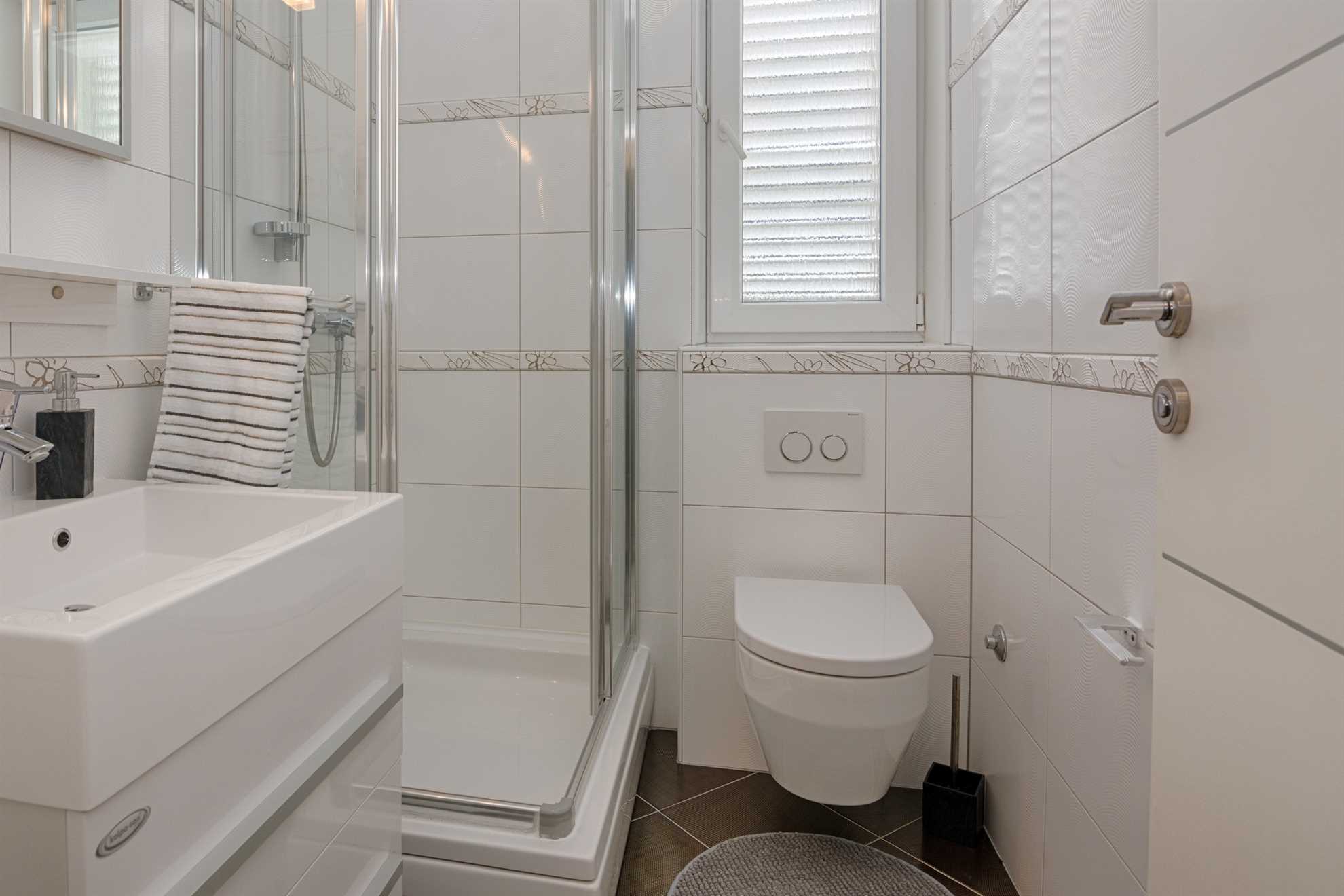 Newly furnished apartment with pool | Quiet location | Sea view | for 6 per.