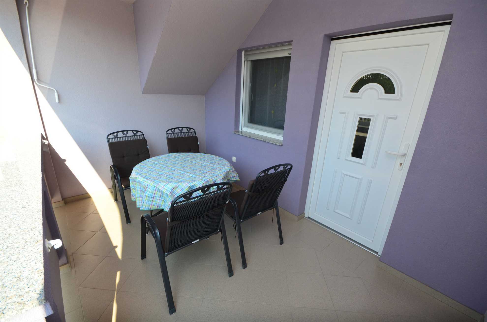 Apartment on the ground floor | for 2-3 persons | Ideal for families with children