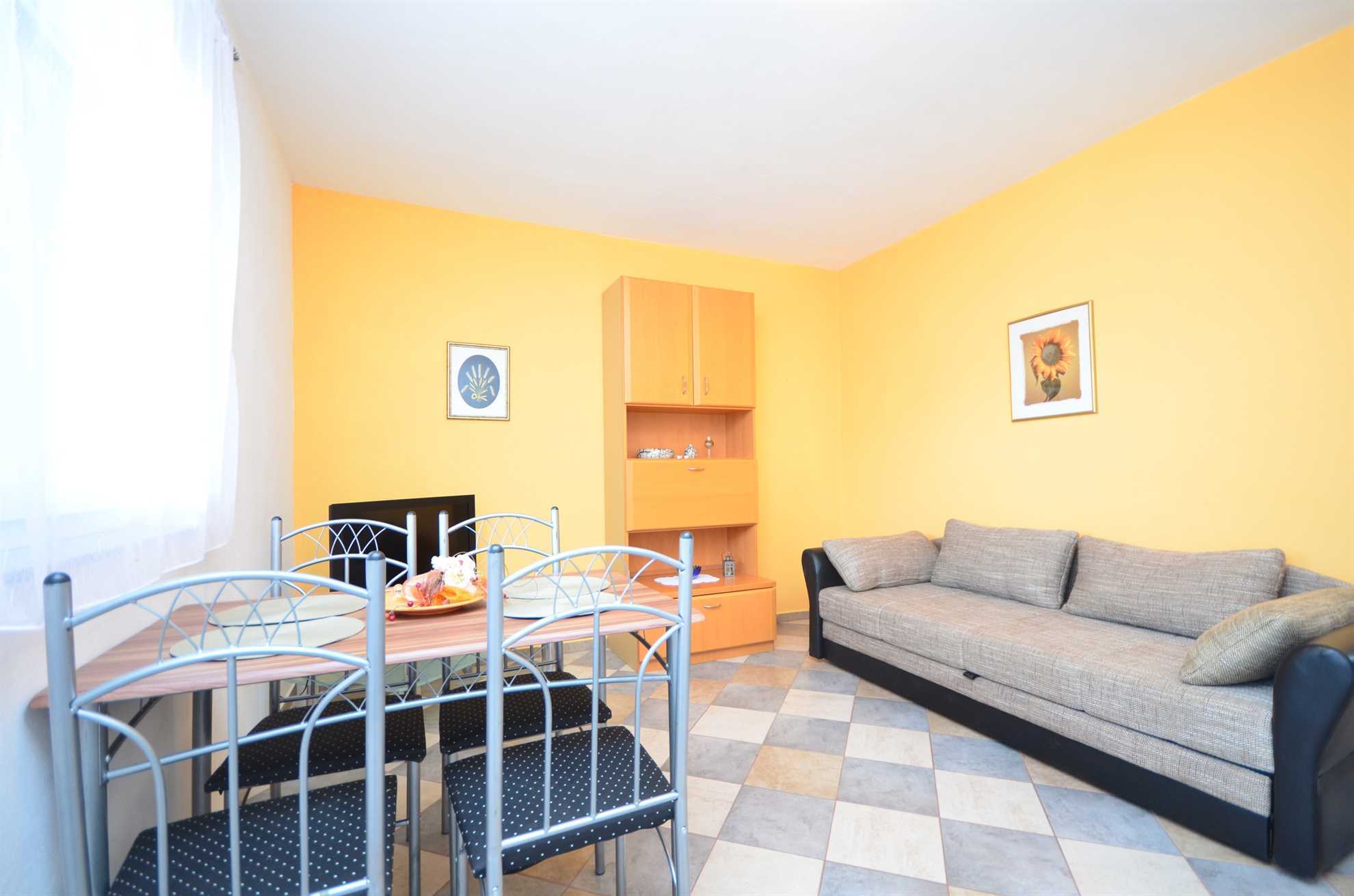 Apartment on the ground floor | for 2-3 persons | Ideal for families with children