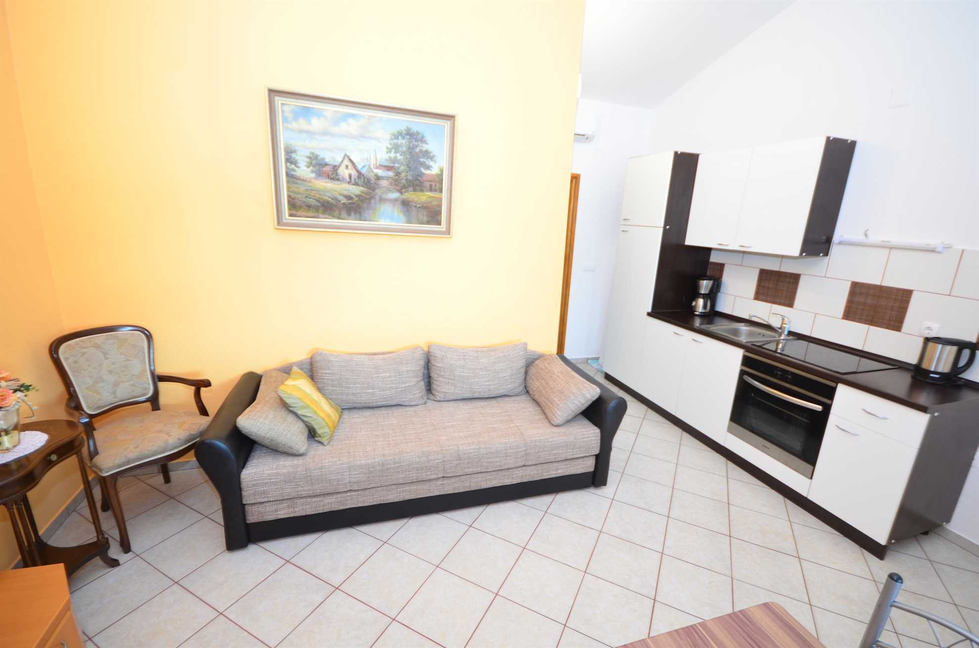 Apartment for 2-3 pers. | Air conditioning, satelite TV and Wi-Fi