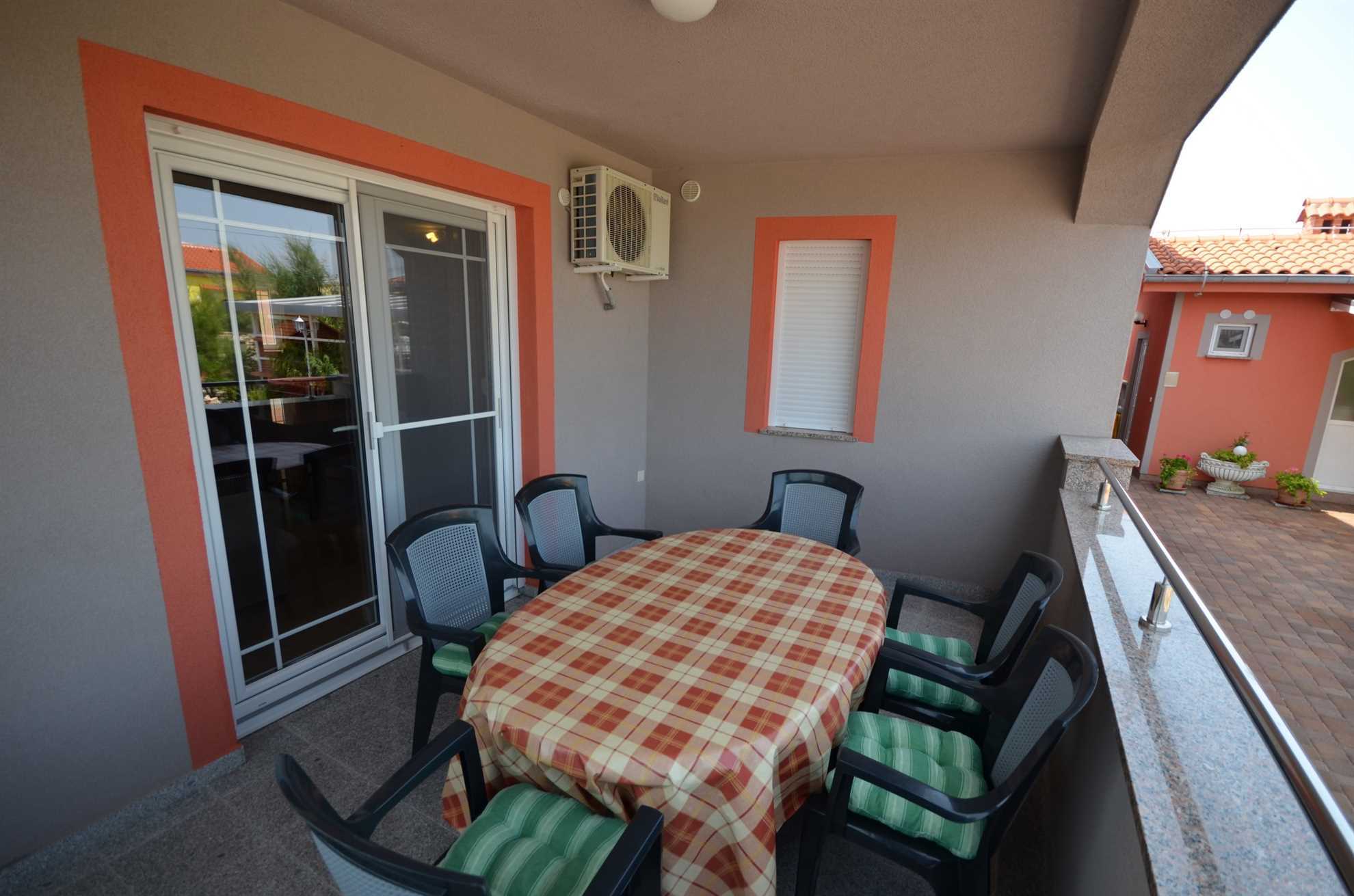 Air-conditioned apartment for 4 pers. | quiet location