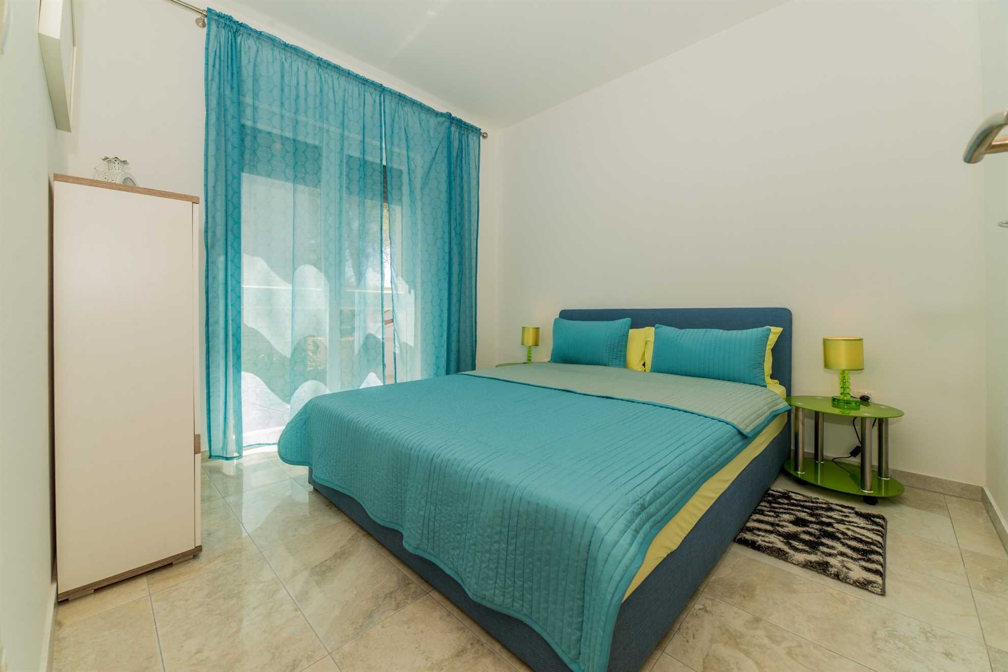 Apartment for 4-6 per. | upscale amenities | 200 m to the beach