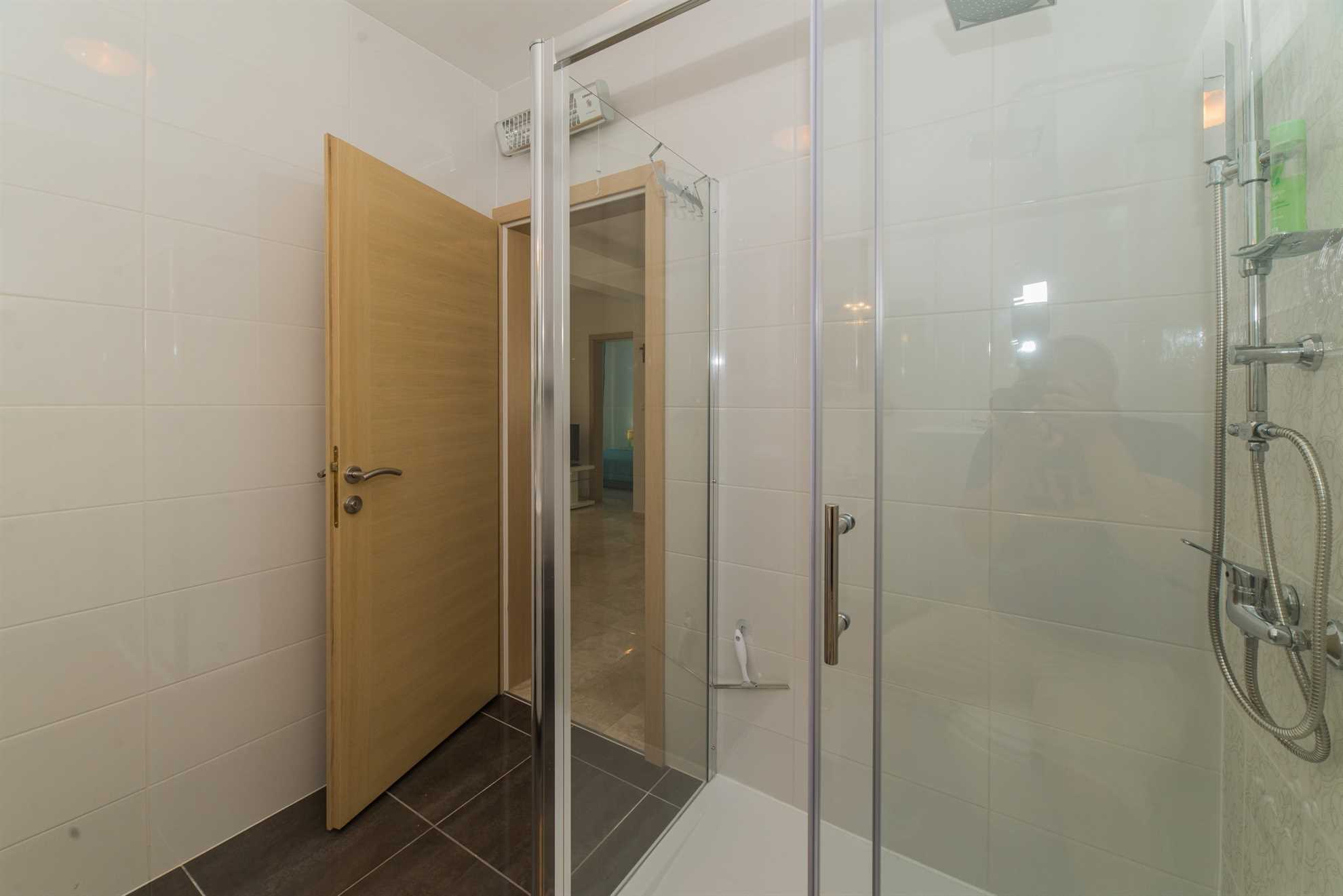 Apartment for 4-6 per. | upscale amenities | 200 m to the beach