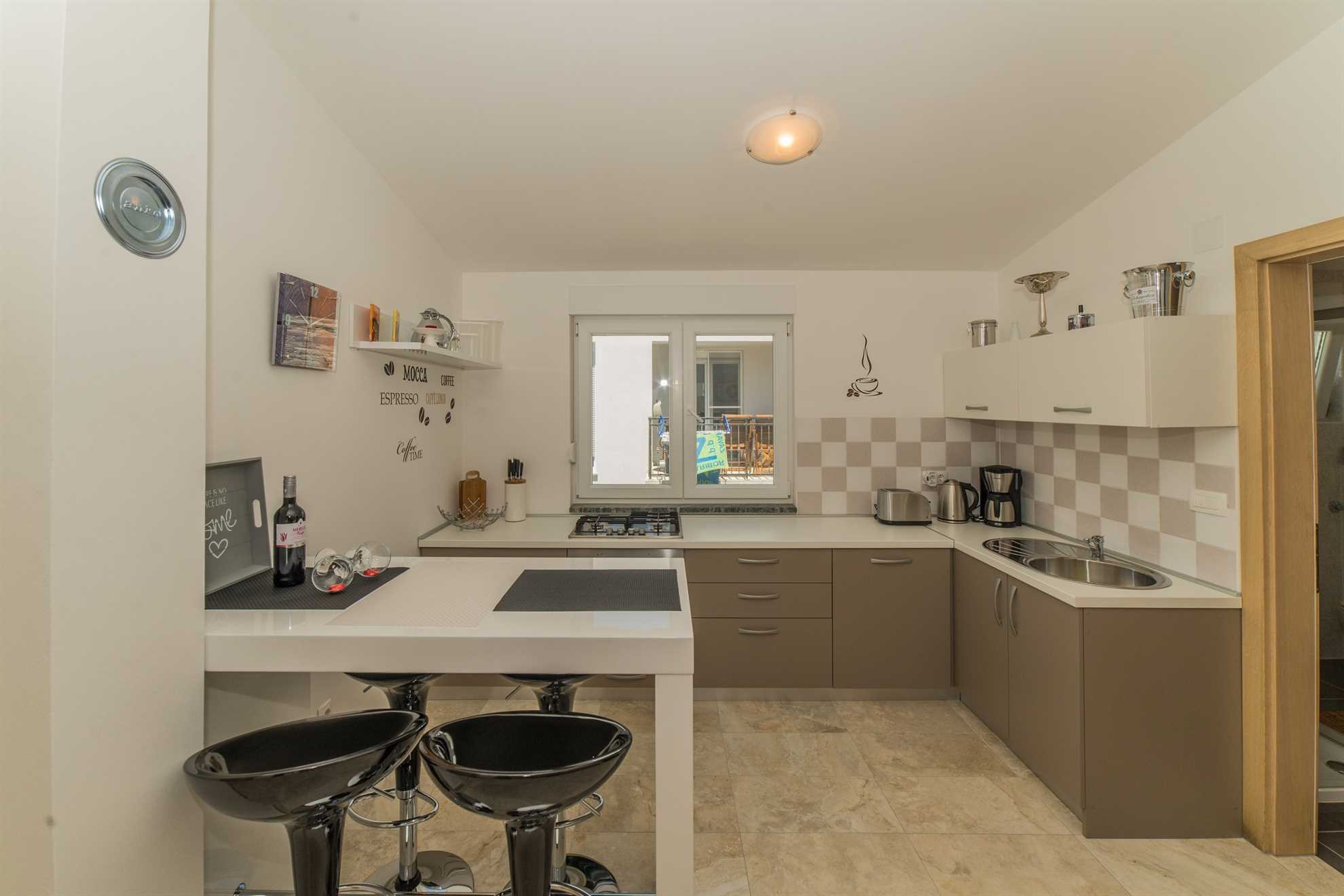 Deluxe apartment for 4-6 persons | on the island of Vir | New