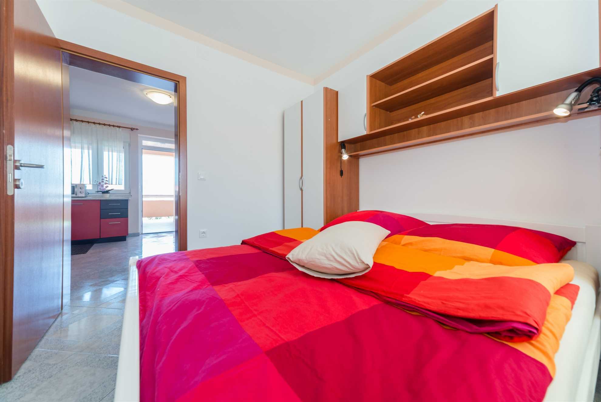 50m from the beach | Family accommodation for 4-5 | Air conditioning, Wi-Fi, satellite TV
