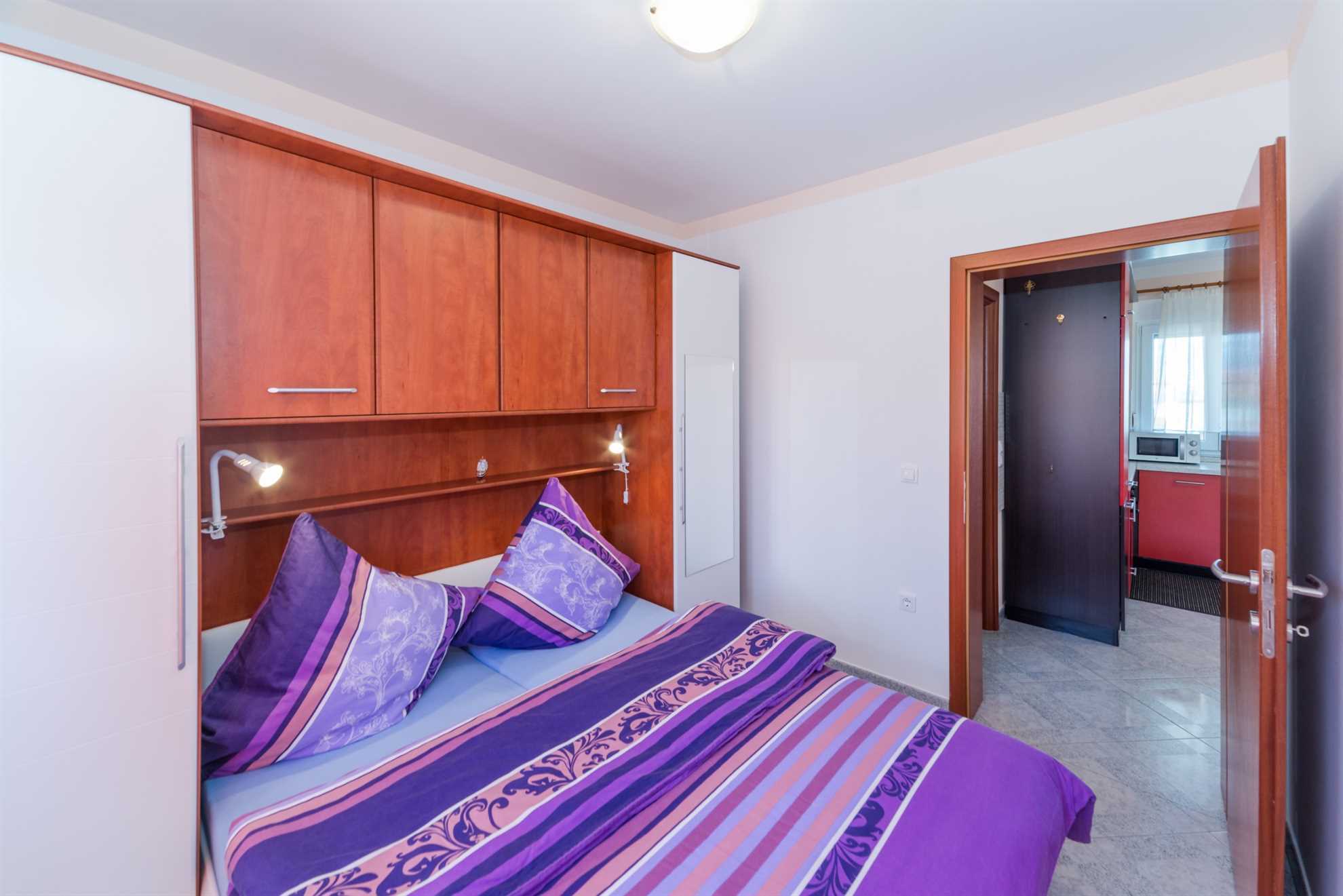 50m from the beach | Family accommodation for 4-5 | Air conditioning, Wi-Fi, satellite TV