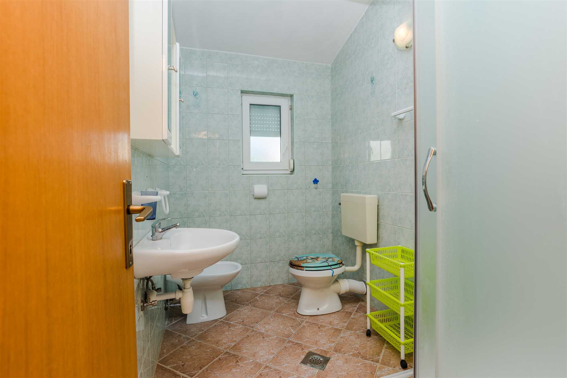 Air-conditioned apartment | for 6-8 per. | Satellite TV and Wi-Fi