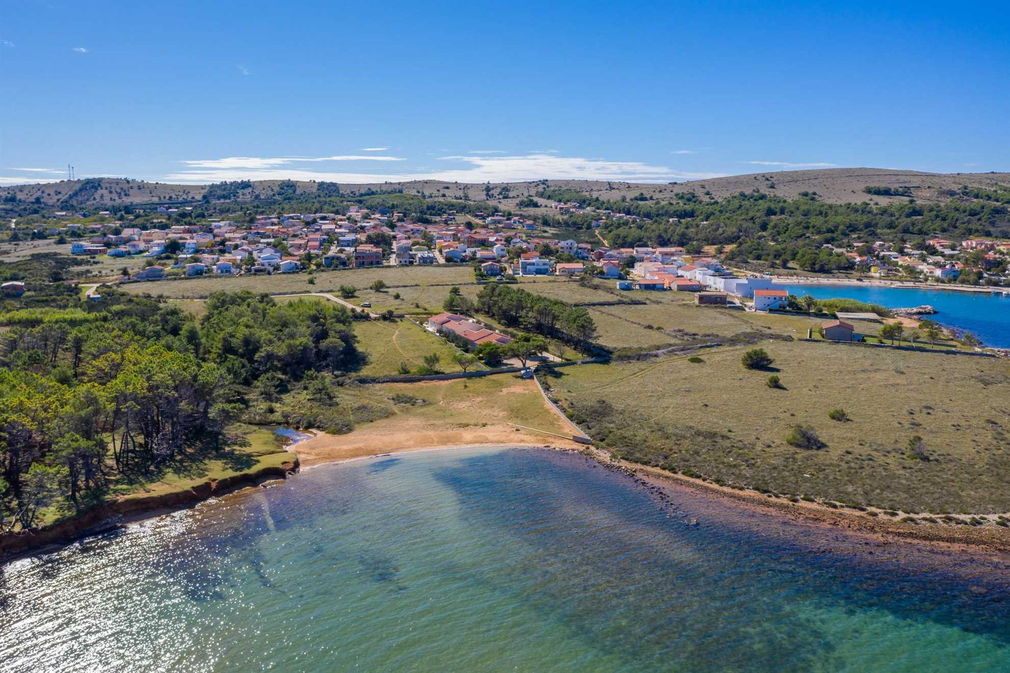 30 m to the sandy beach Smratine | Apartment for 6 persons