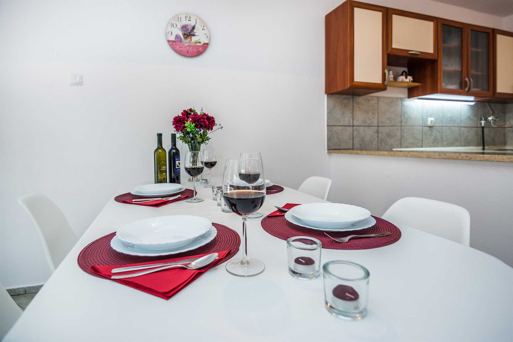 Air-conditioned | only 80 m from the beach | Air conditioning, Wi-Fi, satellite TV, barbecue