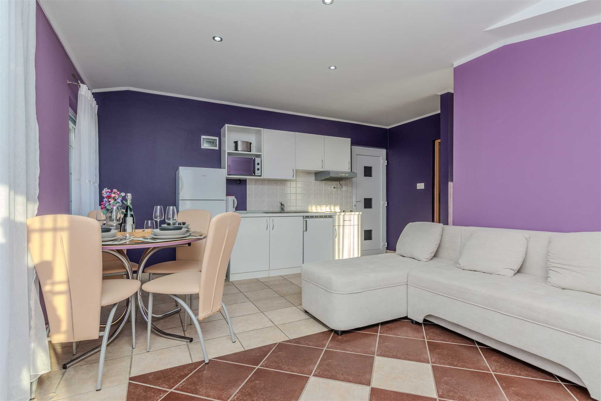 Apartment ideal for 2-4 persons | air conditioning, WiFi, satellite Tv, BBQ | 200 m from beach