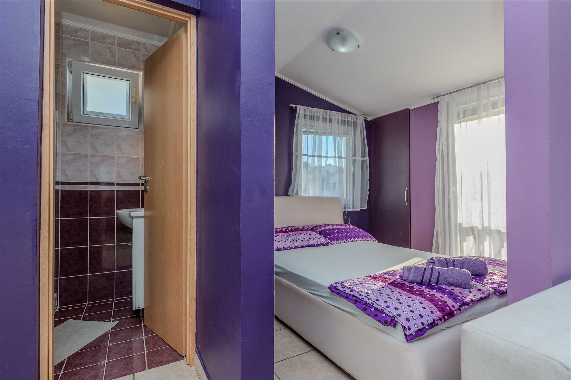 Apartment ideal for 2-4 persons | air conditioning, WiFi, satellite Tv, BBQ | 200 m from beach