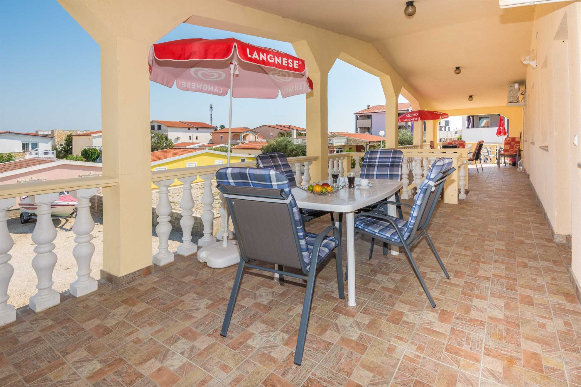 Just 70 m from beach | apartment for 4 persons | with sea view