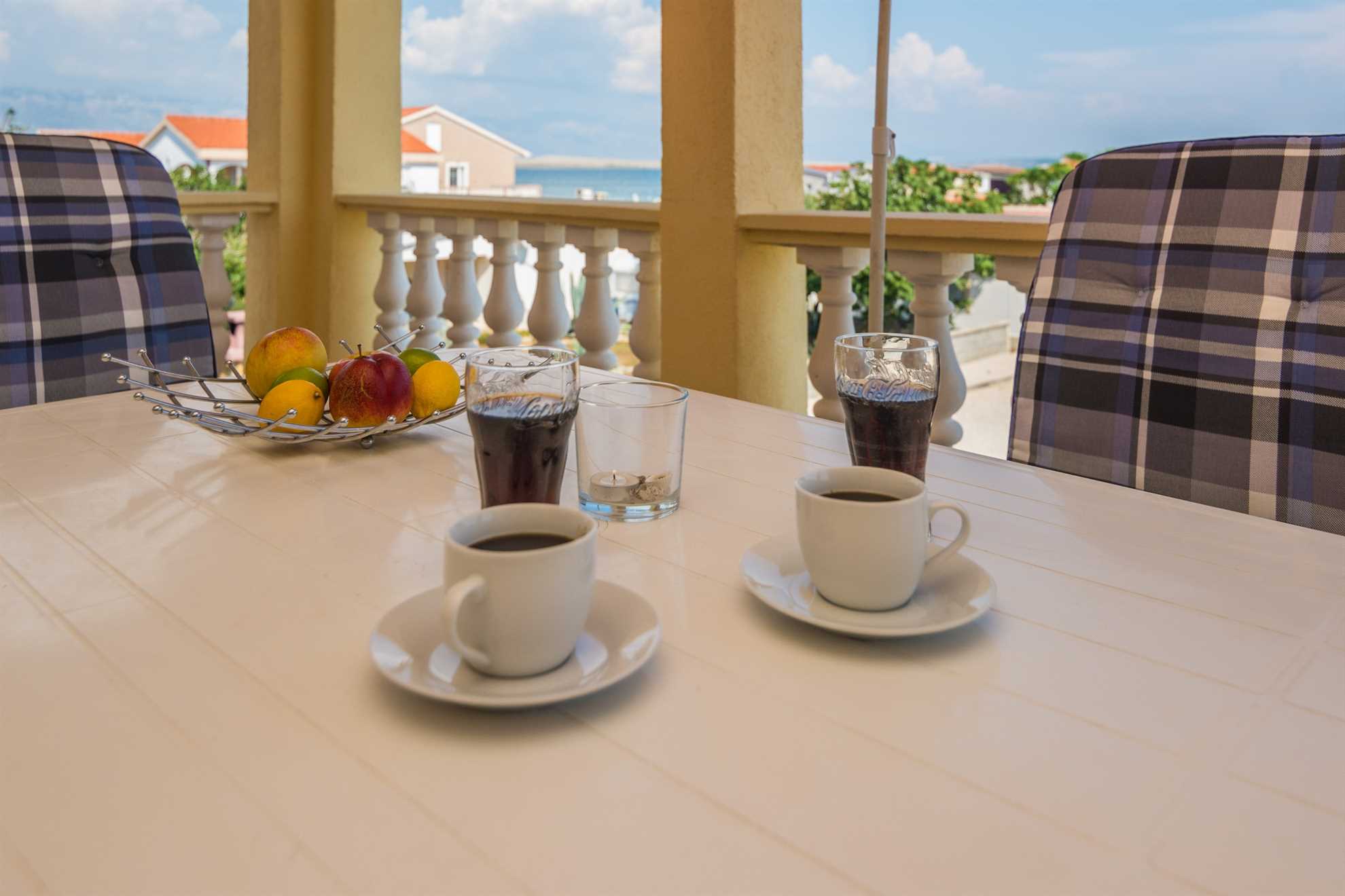 Just 70 m from beach | apartment for 4 persons | with sea view