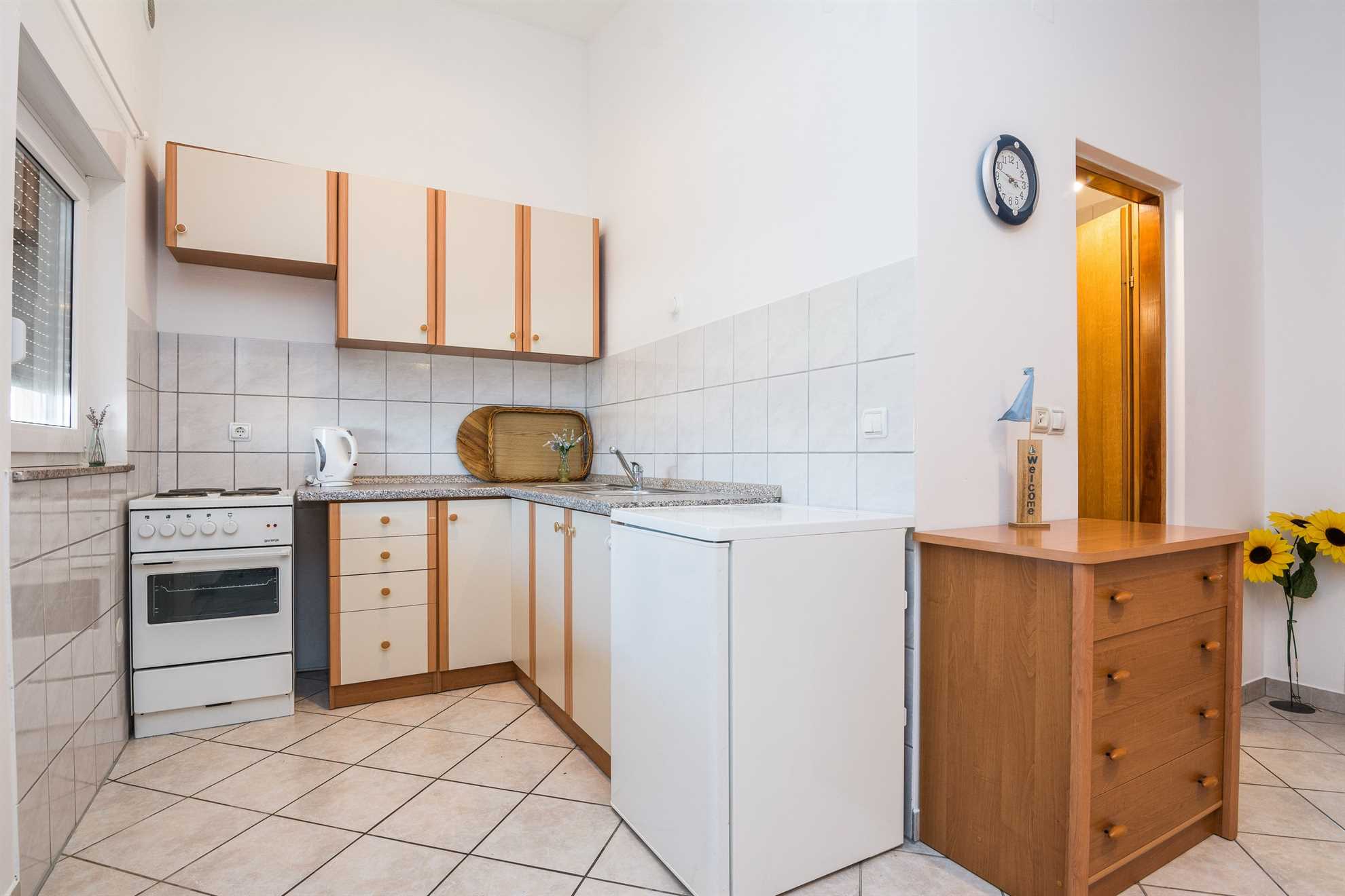 Just 70 m from beach | apartment for 4 persons | with sea view