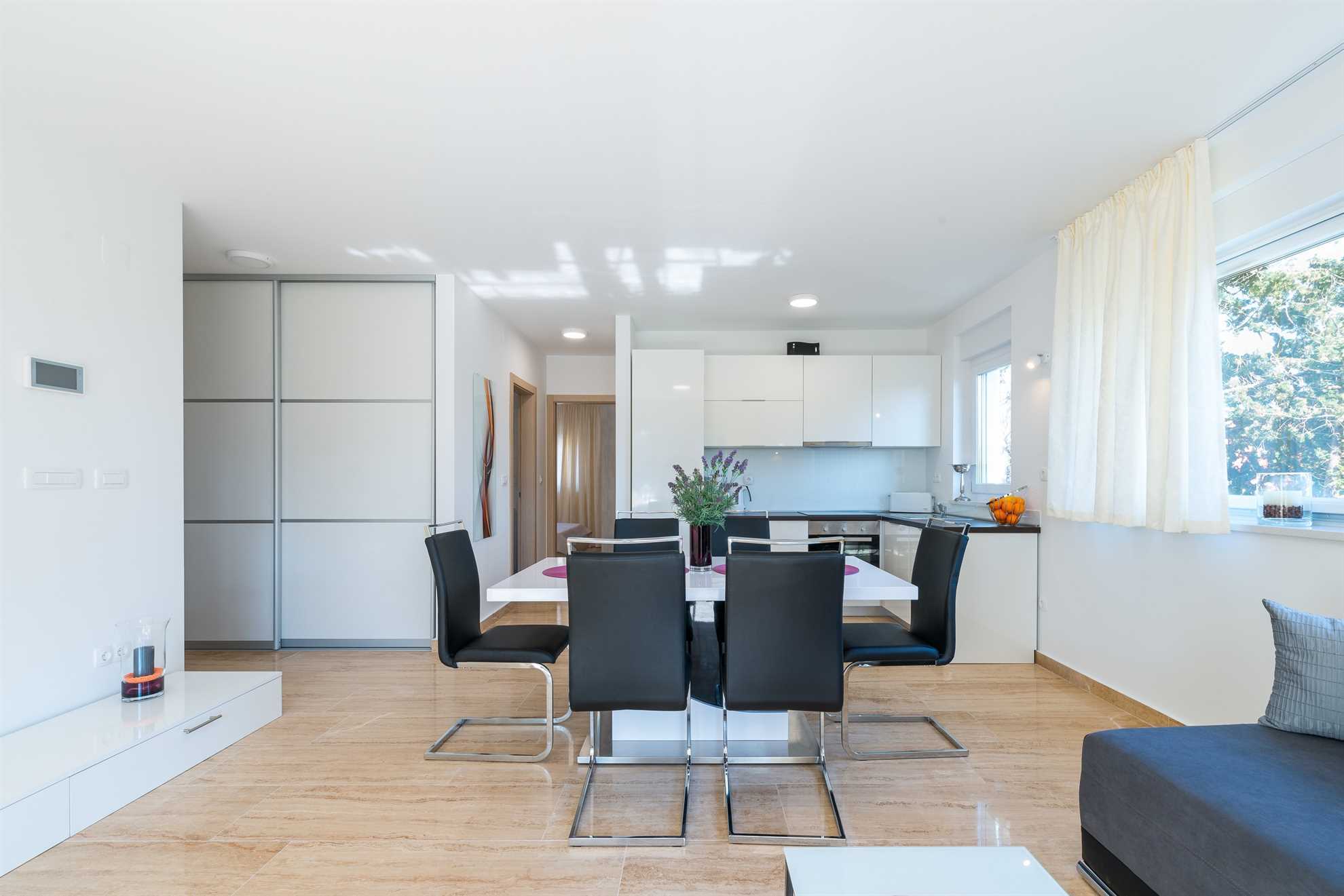 Apartment ideal for 4 persons | 4 stars | near the beach | luxurious