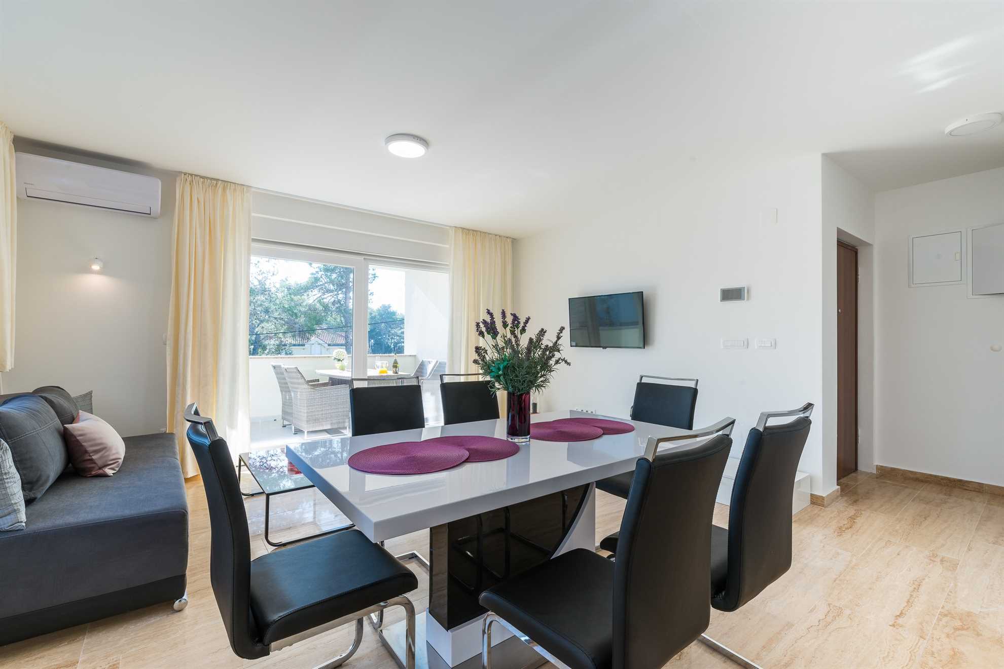Apartment ideal for 4 persons | 4 stars | near the beach | luxurious