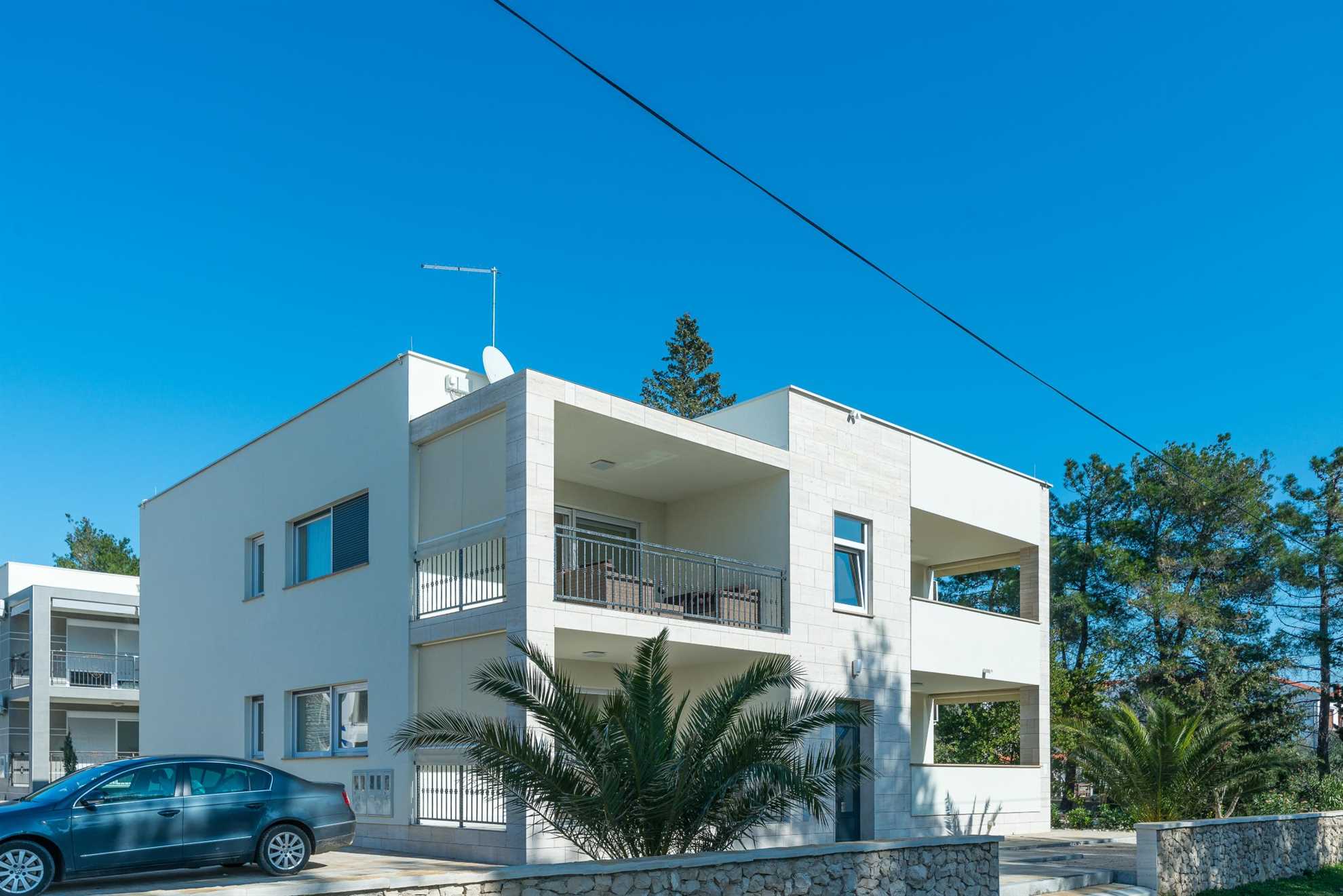 Apartment ideal for 4 persons | 4 stars | near the beach | luxurious