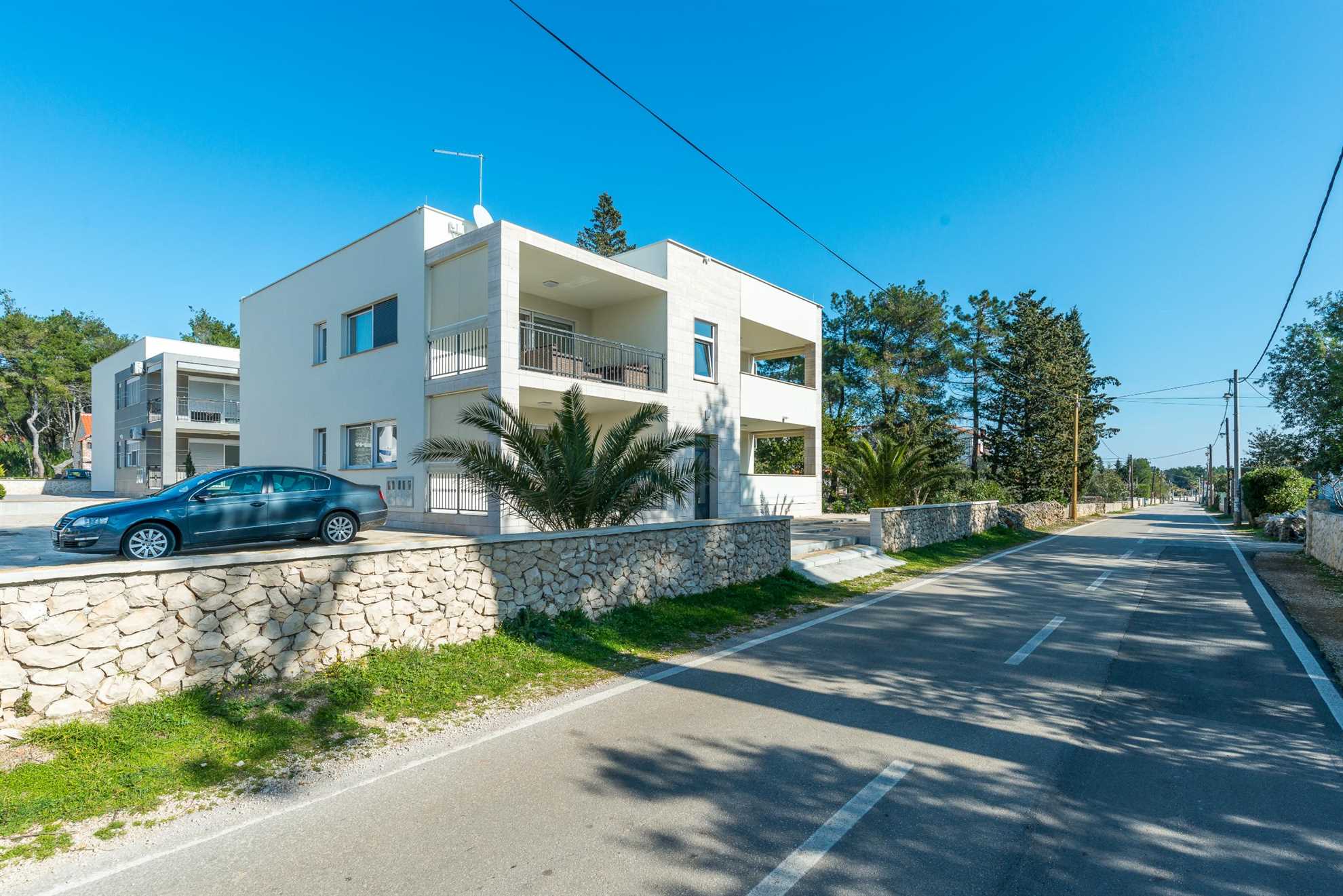 Apartment ideal for 4 persons | 4 stars | near the beach | luxurious