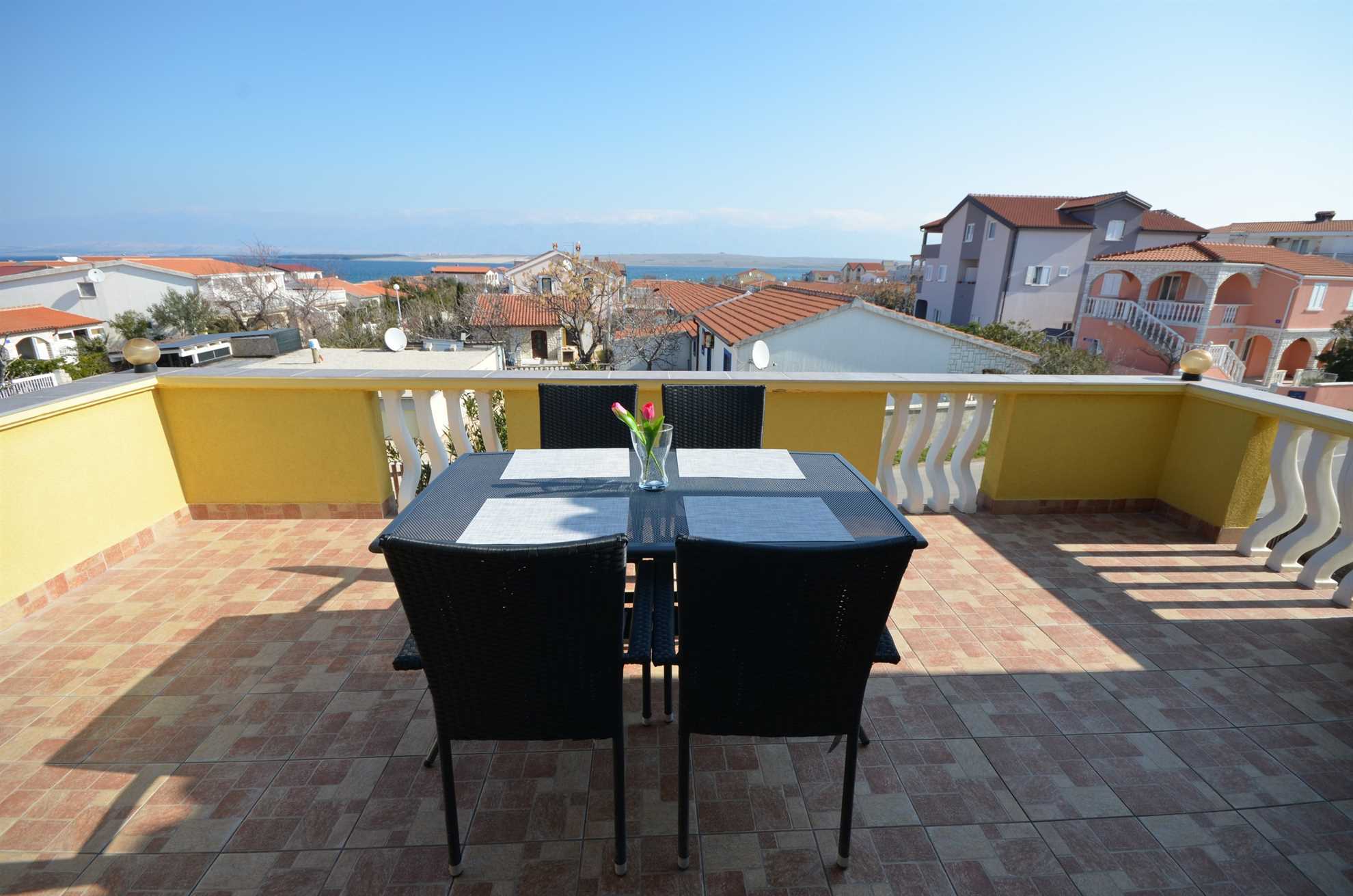 Apartma s pogledom na morje | za 2-4 osebe | 200 m od plaže